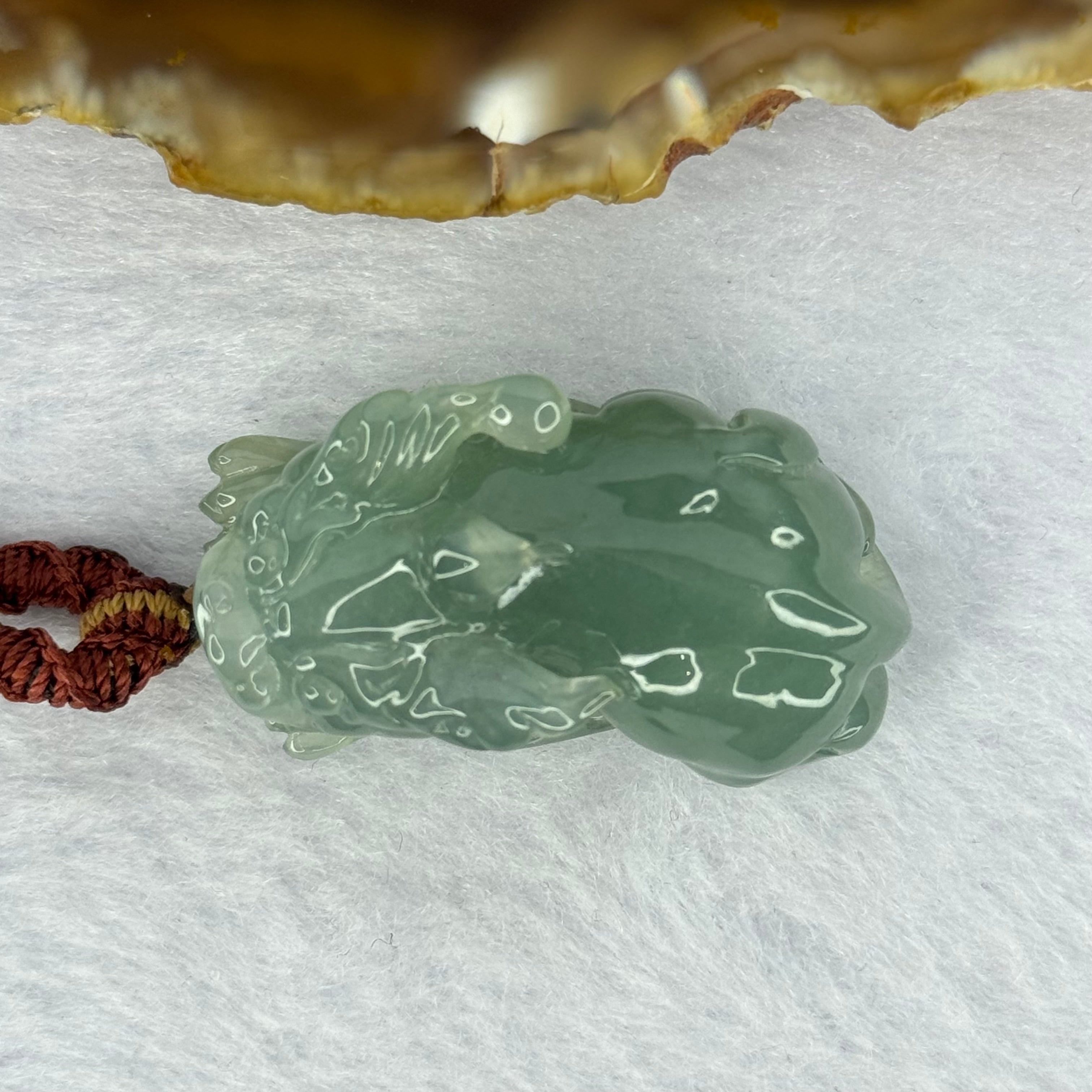 A型半蓝绿色翡翠貔貅吊坠/吊坠A货蓝水翡翠牌25.54g 36.8 x 19.9