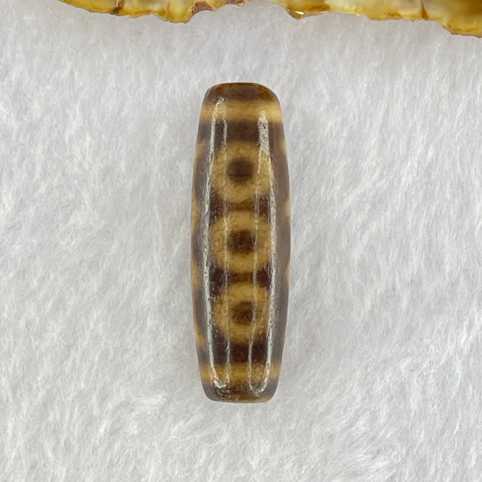 Natural Powerful Tibetan Old Oily Agate 5 Eyes Dzi Bead Heavenly Master (Tian Zhu) 五眼天诛 8.69g 38.3 by 12.0mm - Huangs Jadeite and Jewelry Pte Ltd