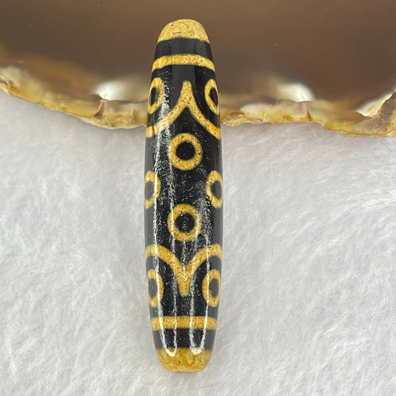 Natural Powerful Tibetan Old Oily Dark and Light Brown Agate 15 Eyes Dzi Bead Heavenly Master (Tian Zhu) 十五眼天诛 14.29g 58.3 by 13.2mm - Huangs Jadeite and Jewelry Pte Ltd