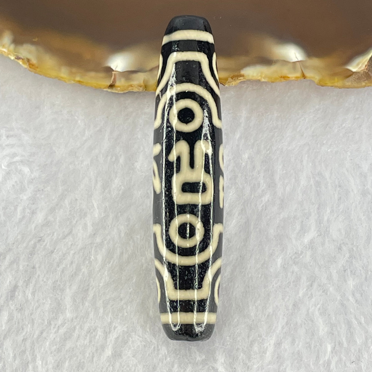 Natural Powerful Tibetan Old Oily Agate 8 Eyes Om Mani Padme Hum Dzi Bead Heavenly Master (Tian Zhu) 六字箴言八眼天珠 15.06g 58.8 by 12.9mm - Huangs Jadeite and Jewelry Pte Ltd