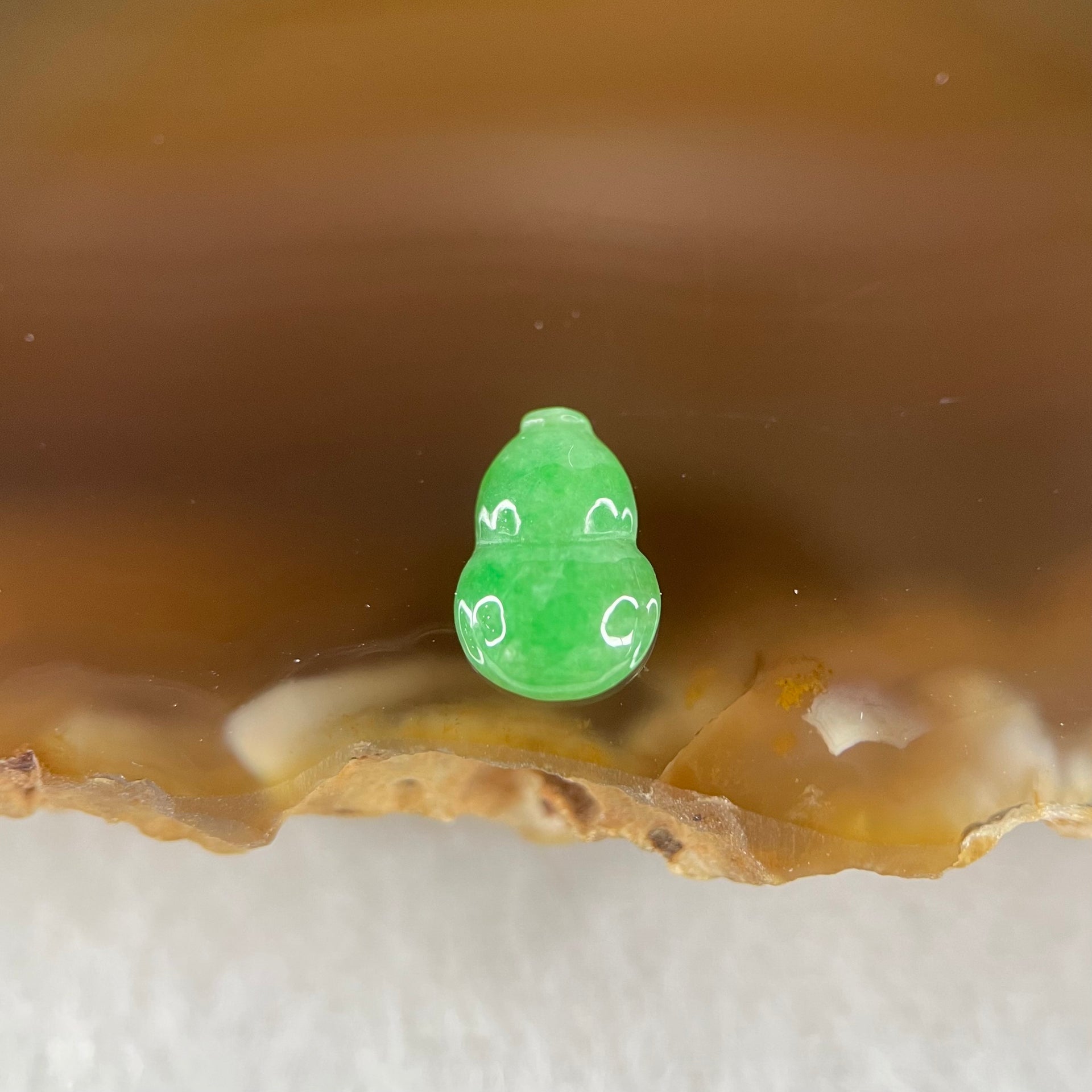 Type A Old Mine Spicy Green Jadeite Hulu Charm Stone For Setting 0.21g 8.5 by 5.5 by 2.2mm - Huangs Jadeite and Jewelry Pte Ltd