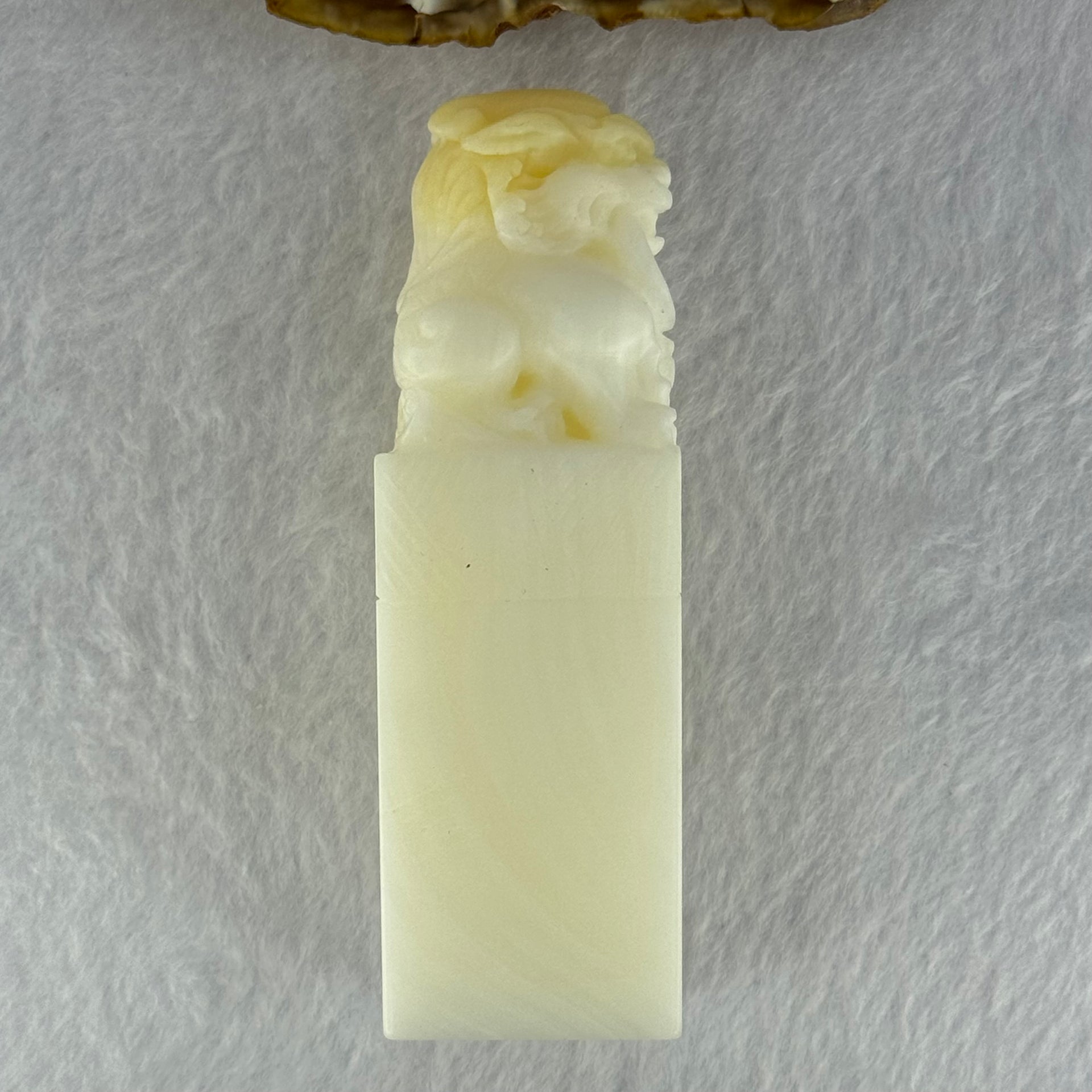 Natural Tridacan Shell Mini Tower Pixiu Seal Display 208.90g 101.2 by 28.7 by 31.6mm - Huangs Jadeite and Jewelry Pte Ltd