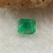Natural Colombia Green Emerald (Beryl) Cut-Cornered Rectangular step cut 0.62ct 5.3 by 5.2 by 3.1mm - Huangs Jadeite and Jewelry Pte Ltd