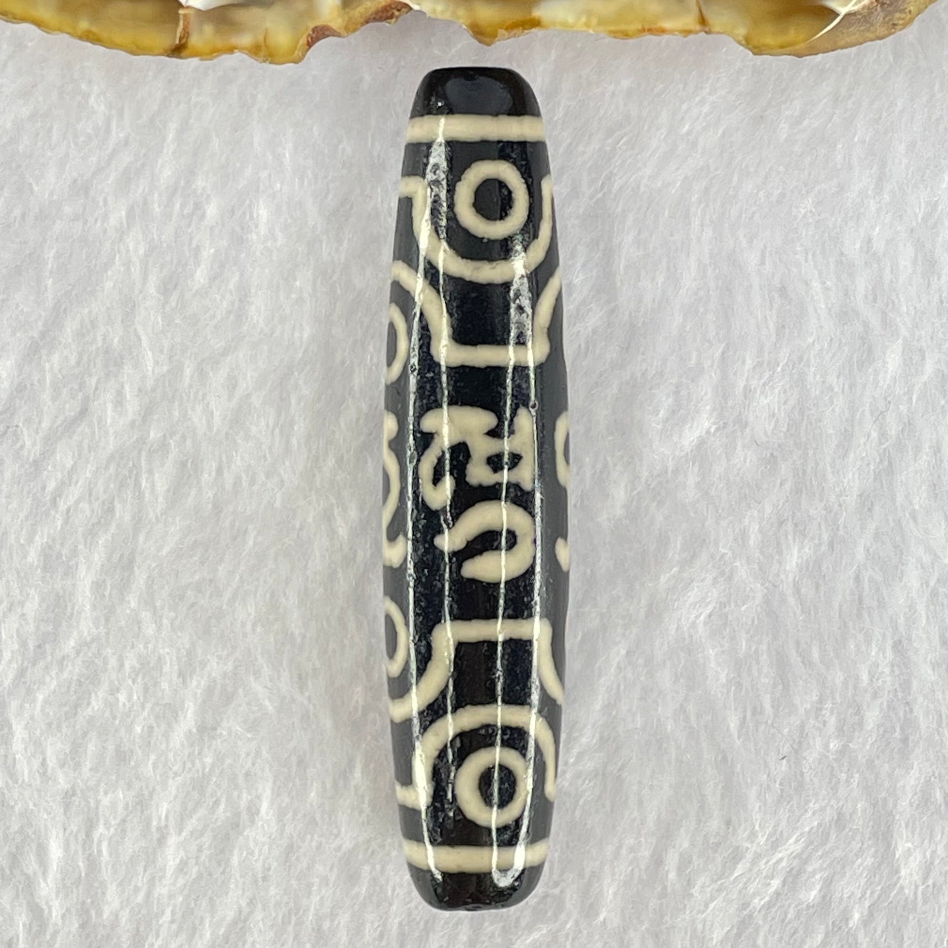 Natural Powerful Tibetan Old Oily Agate 8 Eyes Om Mani Padme Hum Dzi Bead Heavenly Master (Tian Zhu) 六字箴言八眼天珠 15.32g 58.6 by 13.2mm - Huangs Jadeite and Jewelry Pte Ltd