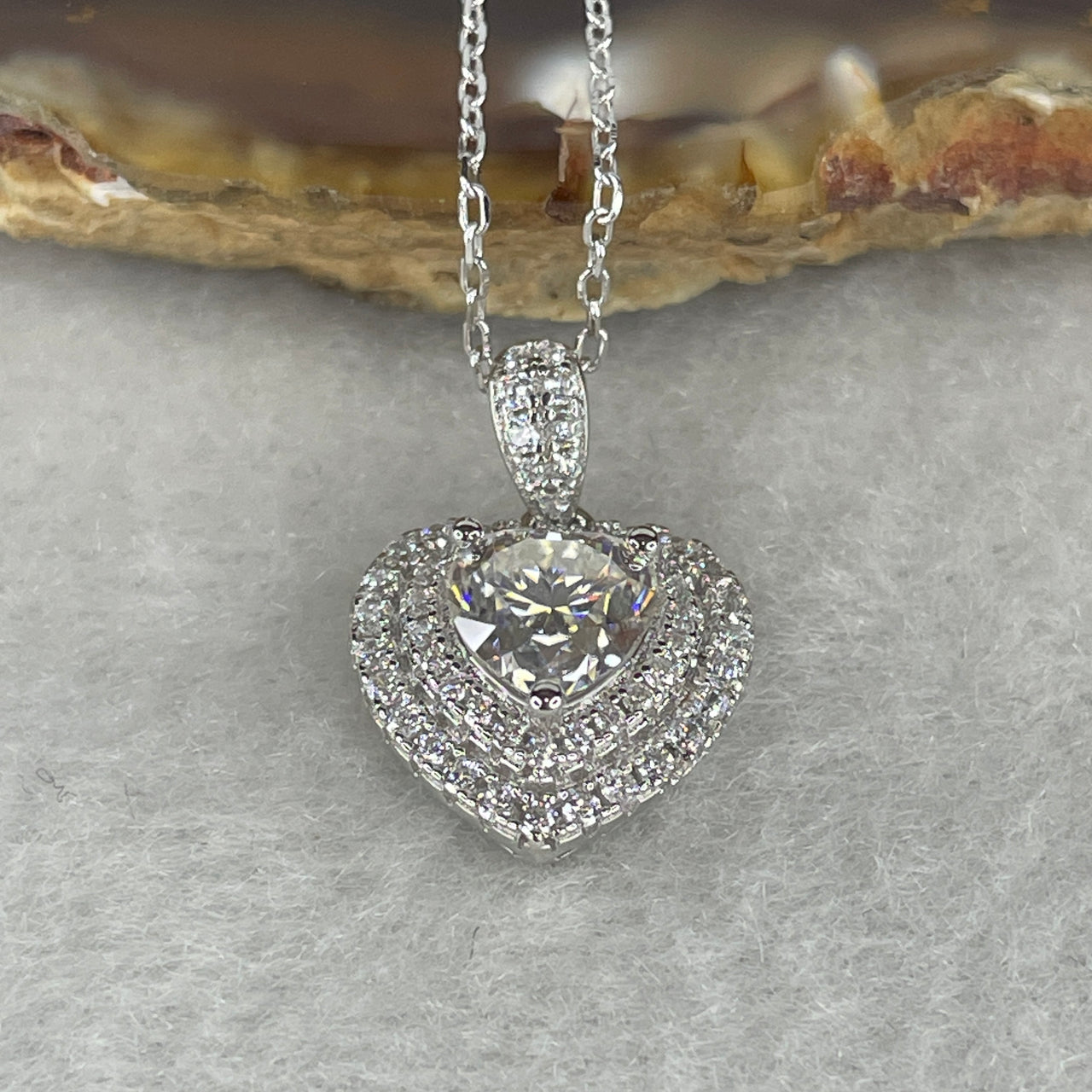 1.0 Carat Heart Shaped Moissanite Pendant - D VVS1 Excellent - S925 Sterling Silver - 3.39g Substantial Silver Jewelry - 44cm Necklace with GRA Certificate 6.5x6.5mm