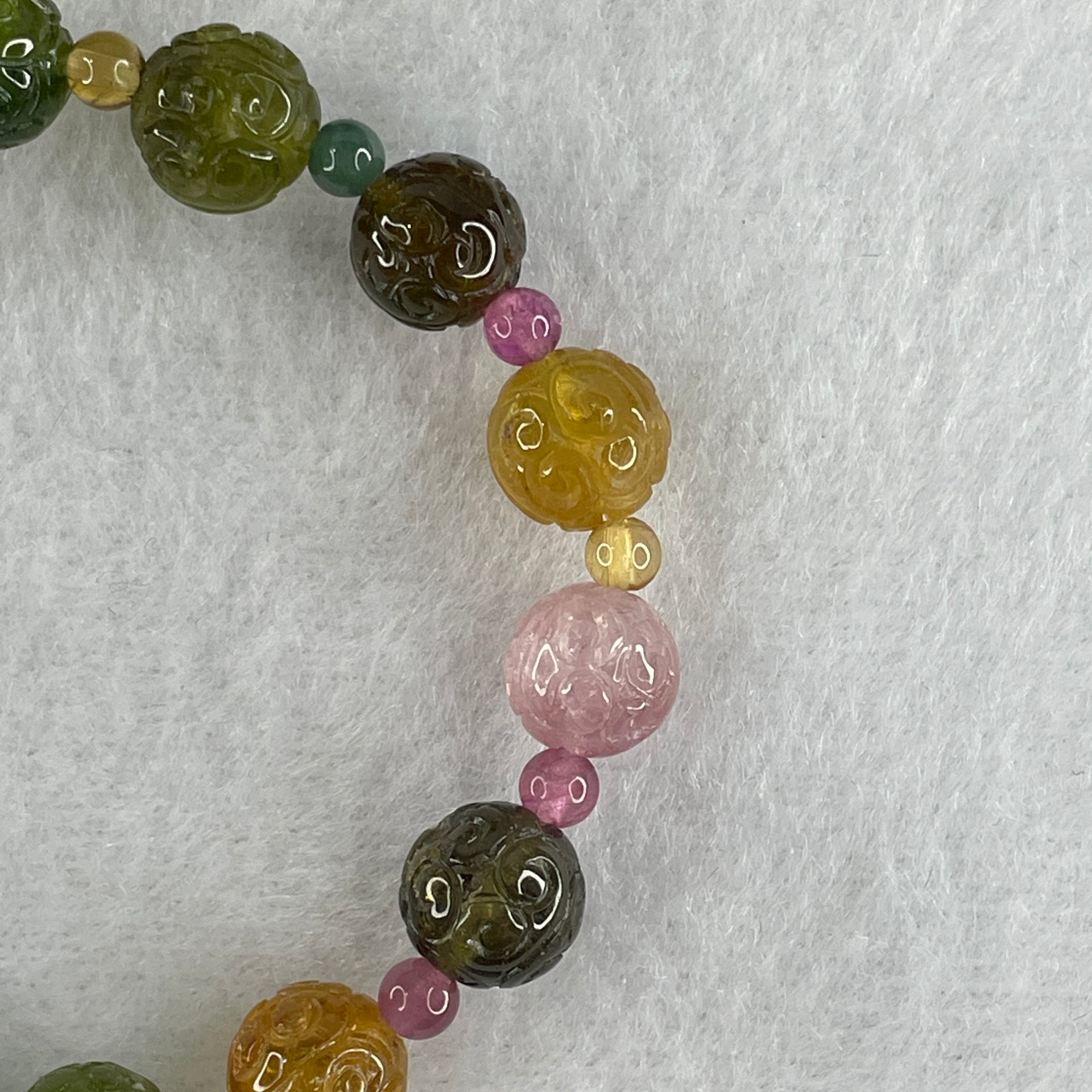 Good Grade Natural Tourmaline Crystal Beads Bracelet 15.43g 14cm 8.7mm 15Beads - Huangs Jadeite and Jewelry Pte Ltd