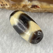 Natural Powerful Tibetan Old Oily Agate Tiger Tooth Daluo Dzi Bead Heavenly Master (Tian Zhu) 虎呀天诛 3.04g 19.9 by 10.1mm - Huangs Jadeite and Jewelry Pte Ltd