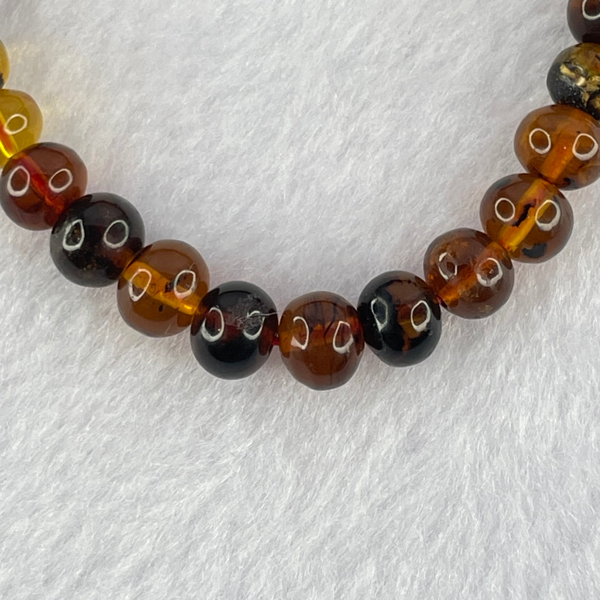 Natural Mixed Amber Beads Bracelet 6.57g 16.5cm 8.0mm 31 Beads - Huangs Jadeite and Jewelry Pte Ltd