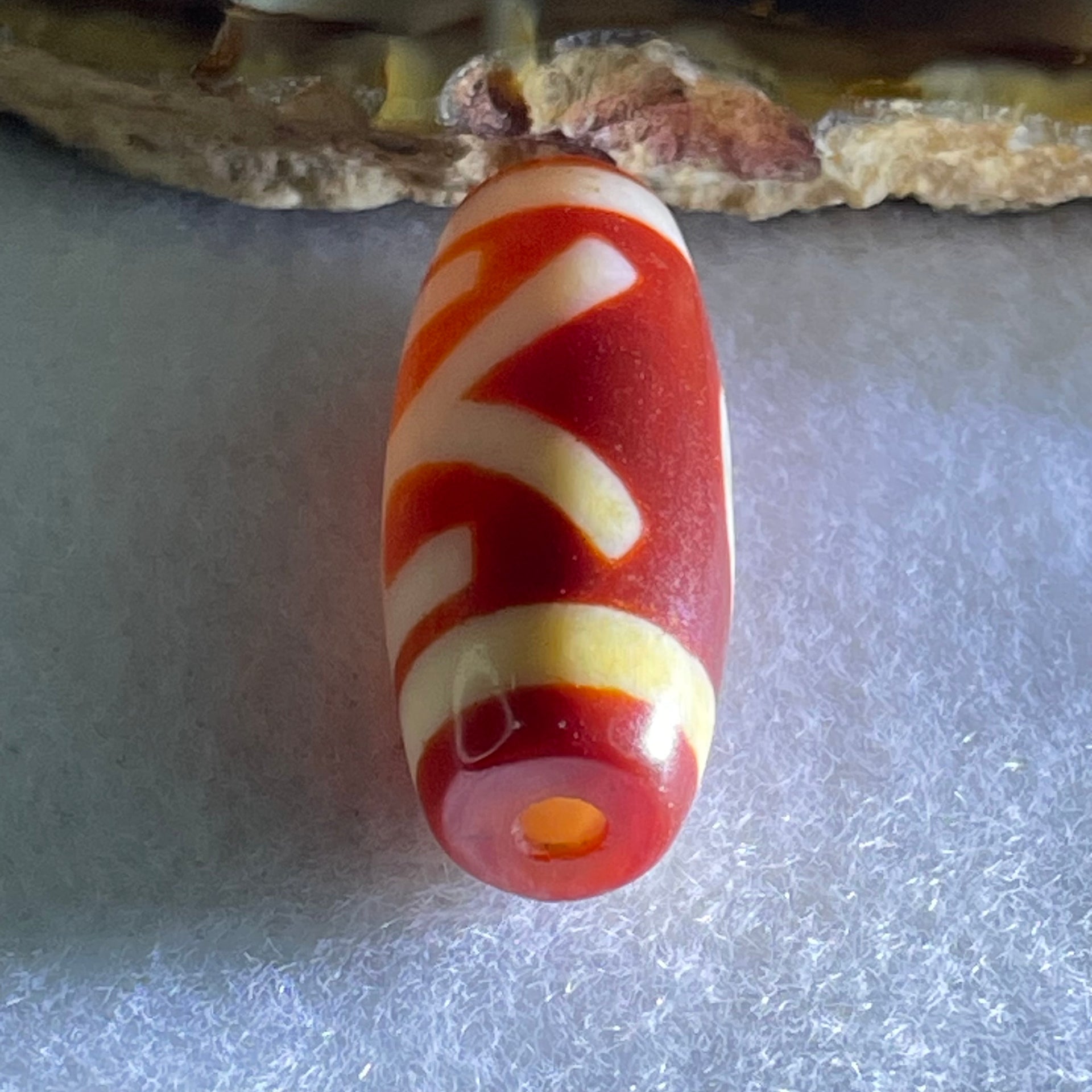 Natural Powerful Tibetan Old Oily Red White Agate Patina Guiren Tairen Human Benefactor Dzi Bead Heavenly Master (Tian Zhu) 贵人天珠 6.21g 28.3 by 12.1mm - Huangs Jadeite and Jewelry Pte Ltd