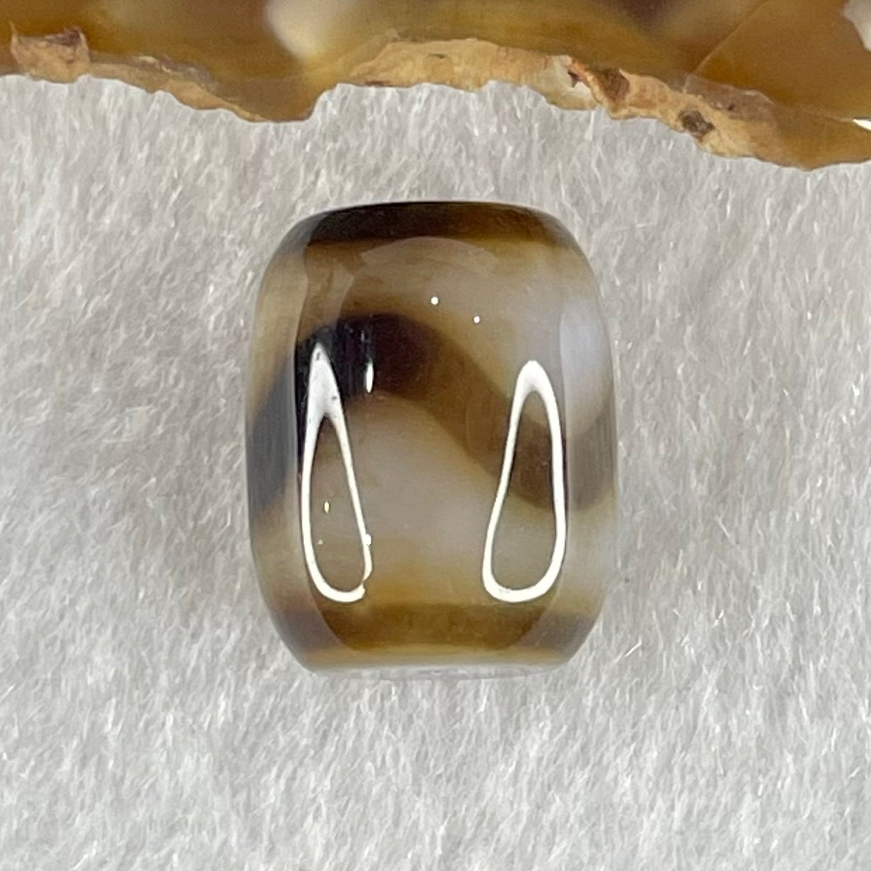 Natural Powerful Tibetan Old Oily Dark and Light Brown Agate Tiger Tooth Daluo Dzi Bead Heavenly Master (Tian Zhu) 2.84g 13.6 by 11.0mm - Huangs Jadeite and Jewelry Pte Ltd