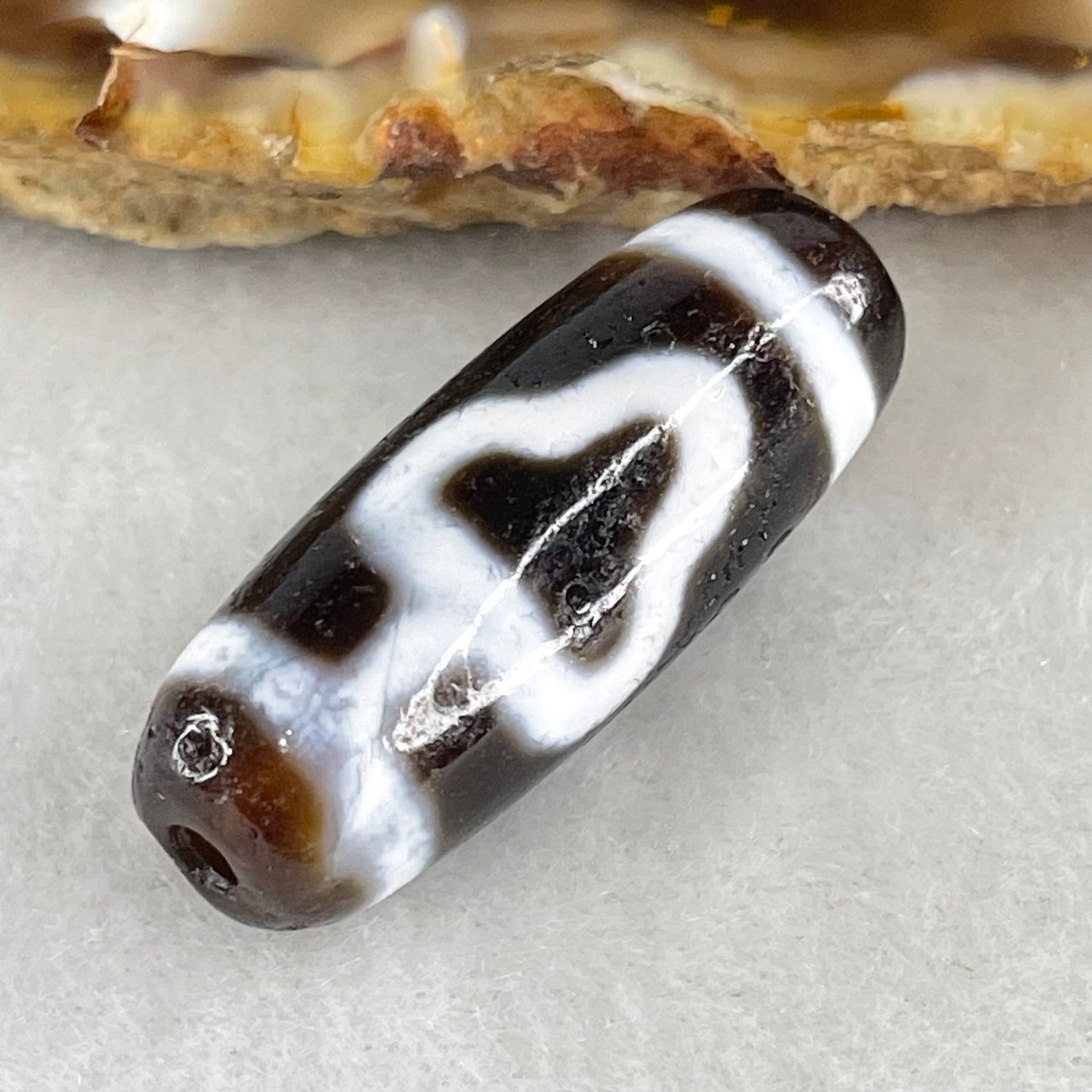 Natural Powerful Tibetan Old Oily Double Bodhi Tree Dzi Bead Heavenly Master (Tian Zhu) 菩提树天珠 5.45g 28.9 by 11.0mm - Huangs Jadeite and Jewelry Pte Ltd