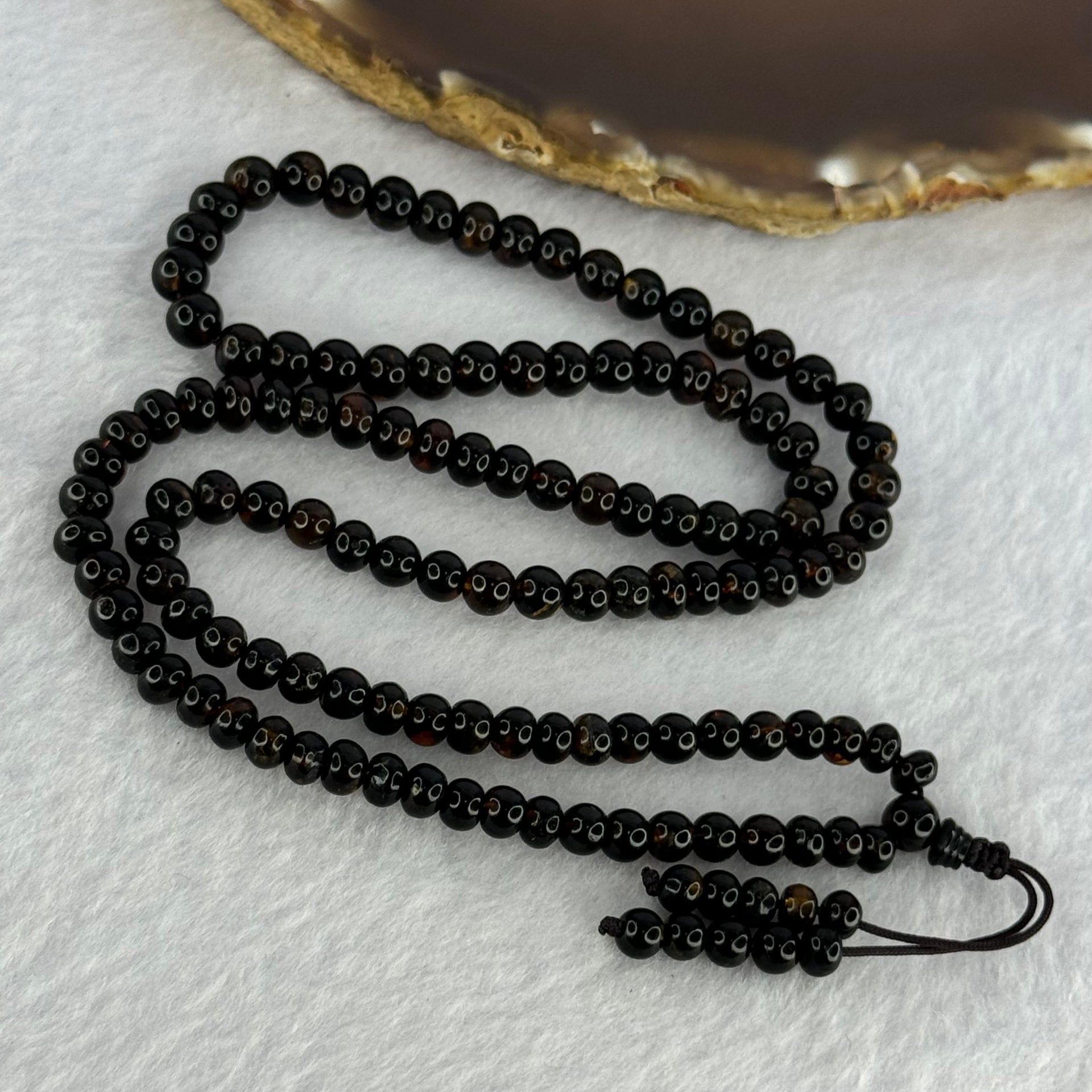 Natural Black Gold King Amber Beads Bracelet 天然黑金翁王琥珀手链 9.65g 50cm 5.0mm 118 Beads - Huangs Jadeite and Jewelry Pte Ltd