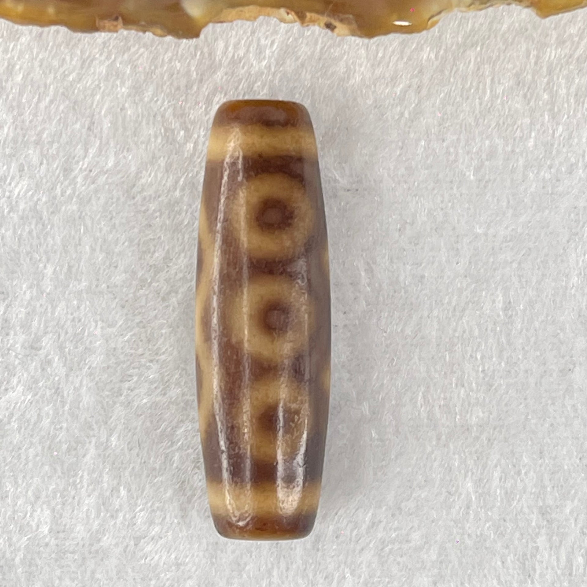 Natural Powerful Tibetan Old Oily Agate 6 Eye with 4 Eye Vajra Dzi Bead Heavenly Master (Tian Zhu) 六眼加四眼金刚杵天诛 8.17g 37.9 by 11.7mm - Huangs Jadeite and Jewelry Pte Ltd