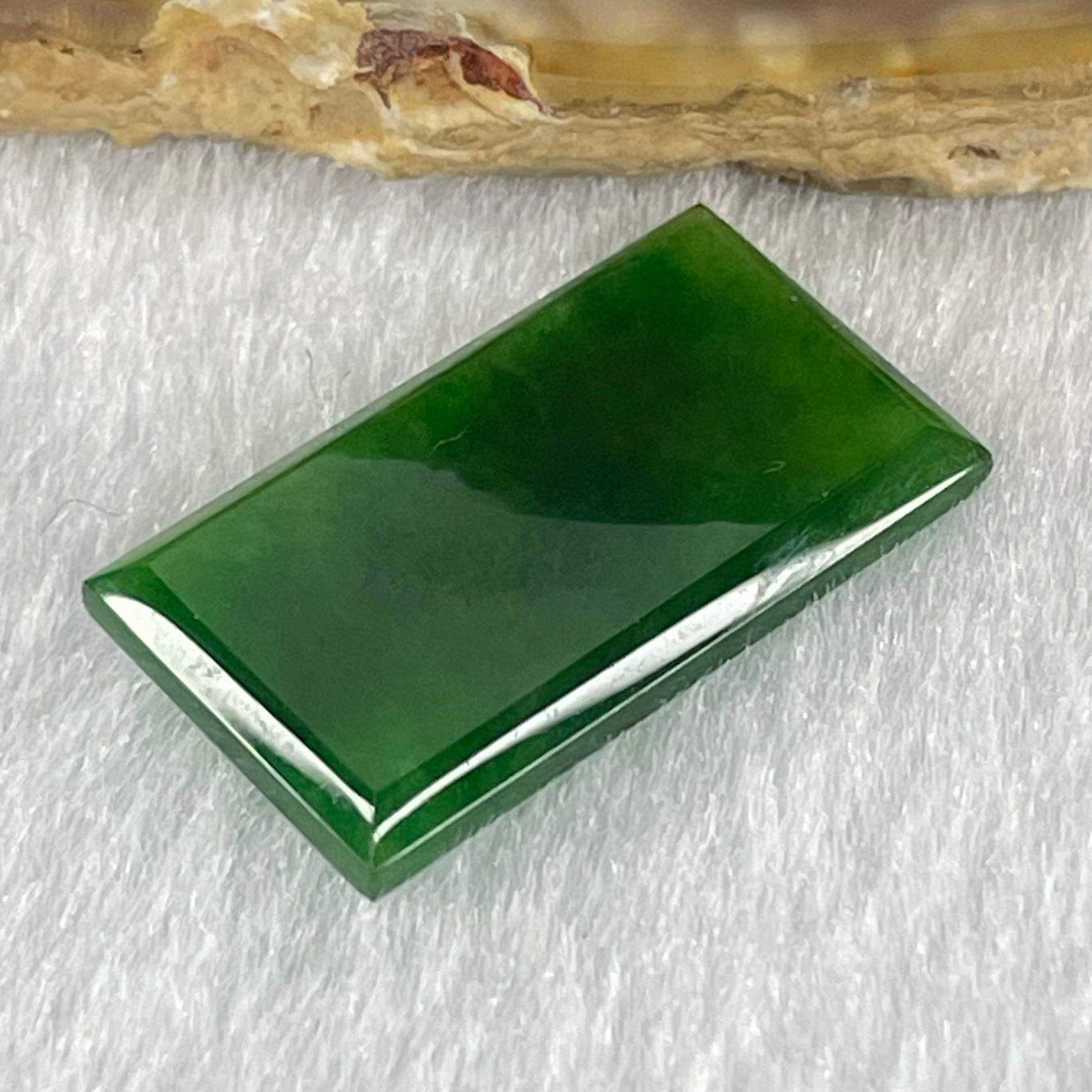 Rare Good Grade Type A Old Mine Spicy Green Jadeite Rectangle Wu Shi Pai Stone Setting 1.44g 20.1 by 11.2 by 2.2mm - Huangs Jadeite and Jewelry Pte Ltd