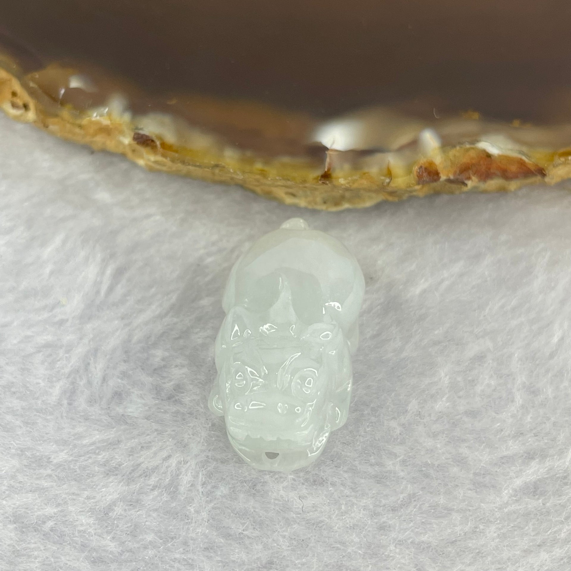 Type A Light Lavender Jadeite Pixiu Pendent A货浅紫色翡翠貔貅牌 6.48g 23.5 by 13.0 by 10.4 mm - Huangs Jadeite and Jewelry Pte Ltd