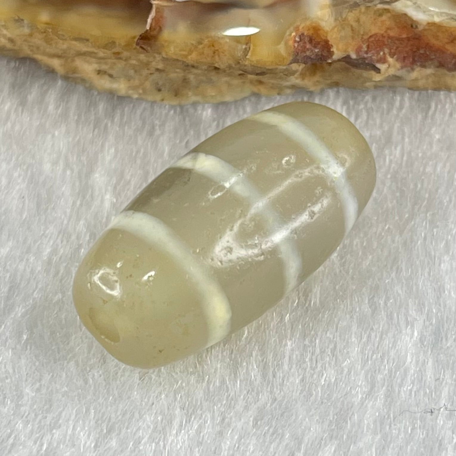 Natural Powerful Tibetan Old Oily Agate 3-Lines Dzi Bead Heavenly Master (Tian Zhu) 三行天诛 3.23g 20.0 by 10.4mm - Huangs Jadeite and Jewelry Pte Ltd