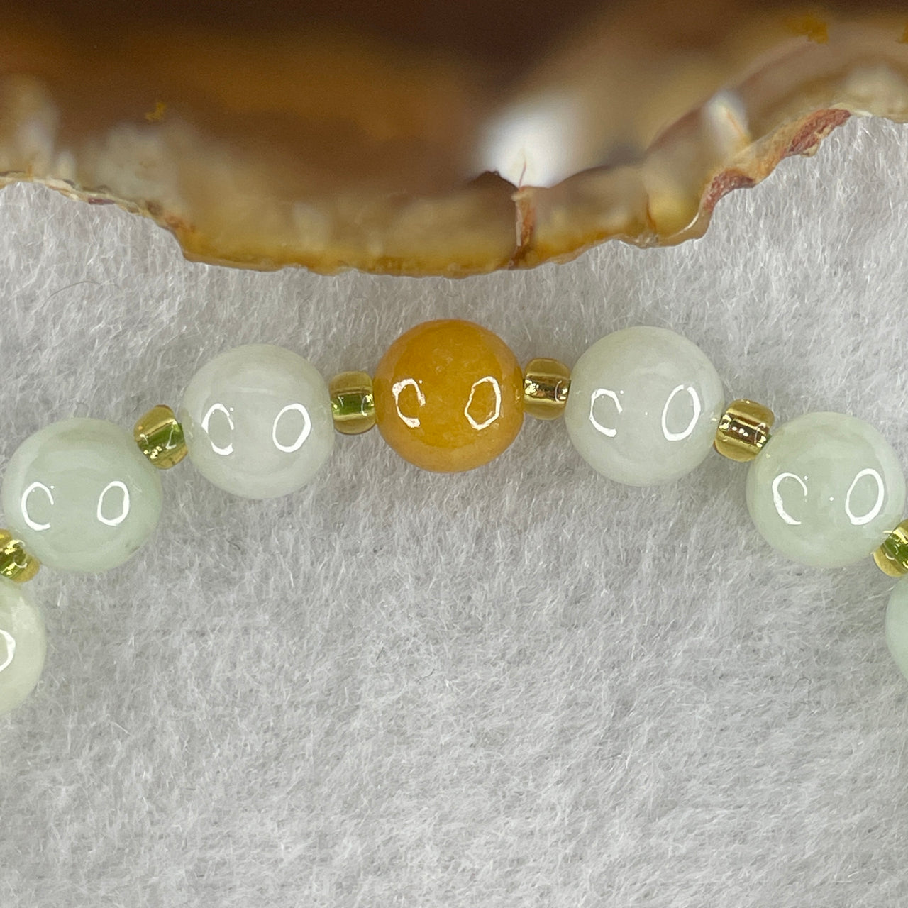 Certified Natural Type A Light Green with Yellow Jadeite Beads Bracelet 17.352g 19cm 7.7mm 21 Green 3 Yellow Beads