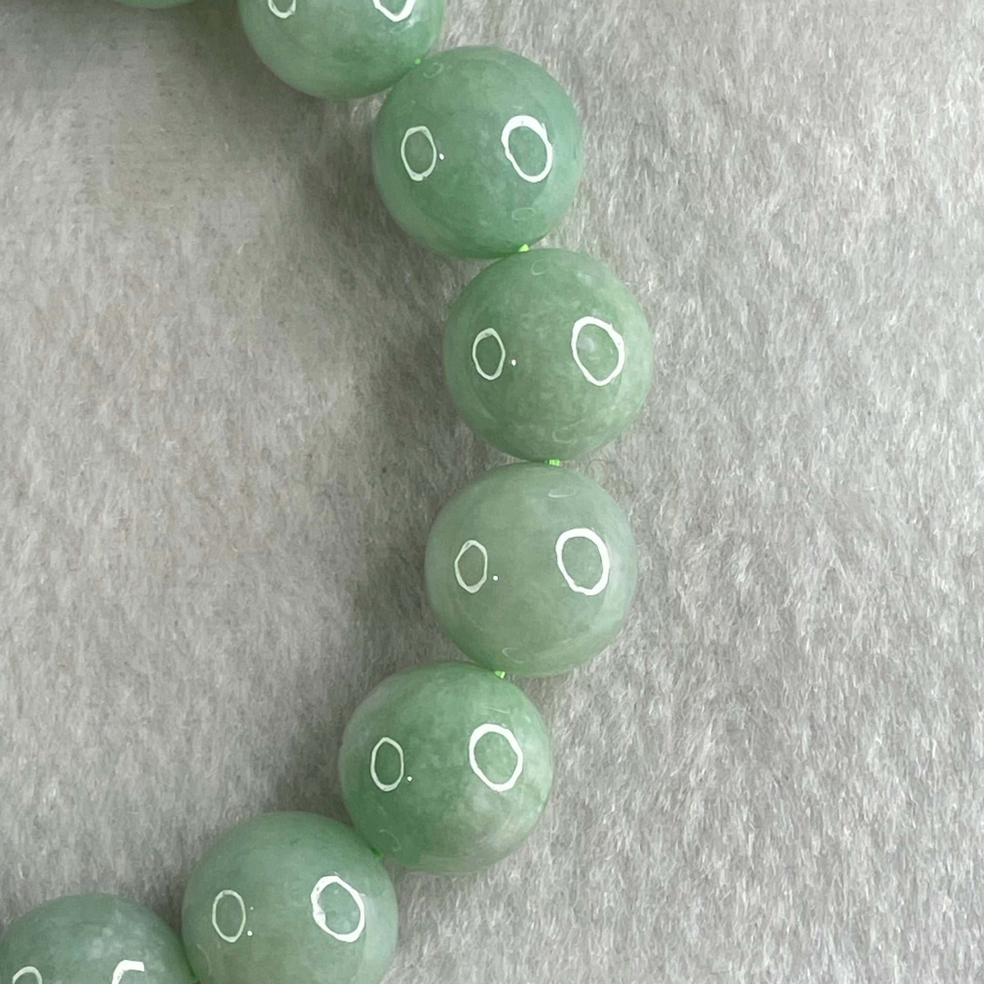 Type A Green Jadeite Beads Bracelet 60.01g 16.5cm 13.2mm 16 Beads - Huangs Jadeite and Jewelry Pte Ltd