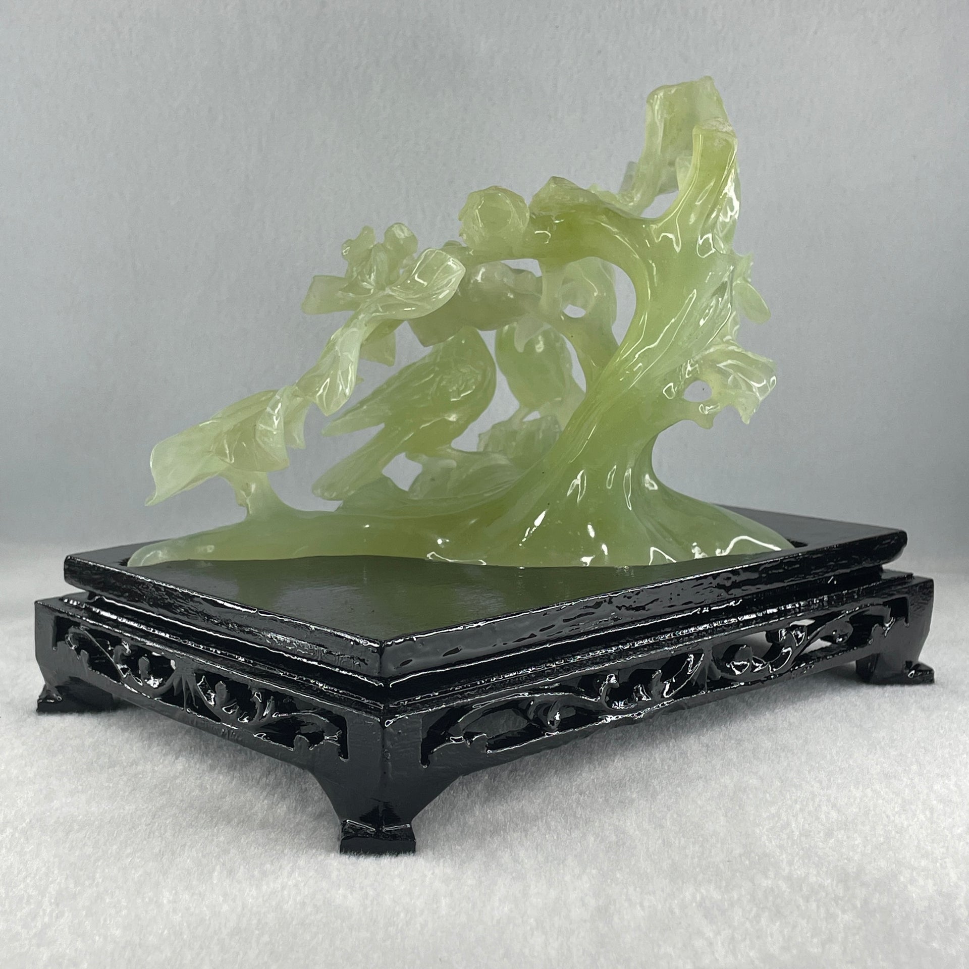 Natural Green Serpentine Twin Magpie Birds on Tree with Wooden Stand Display 792.2g L203.0 by B146.0 by H170.0 mm - Huangs Jadeite and Jewelry Pte Ltd