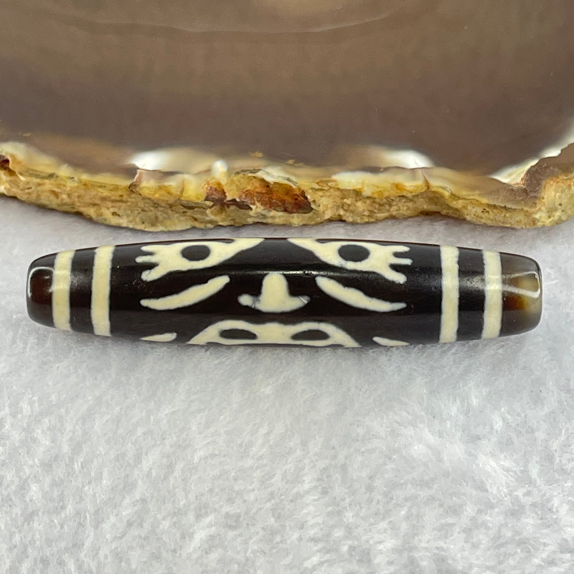 Natural Powerful Tibetan Old Oily Agate Zha Ji La Mu Female Cai Shen Bead Heavenly Master (Tian Zhu) 扎吉拉木女财神天珠 15.40g 59.8 by 13.0mm - Huangs Jadeite and Jewelry Pte Ltd