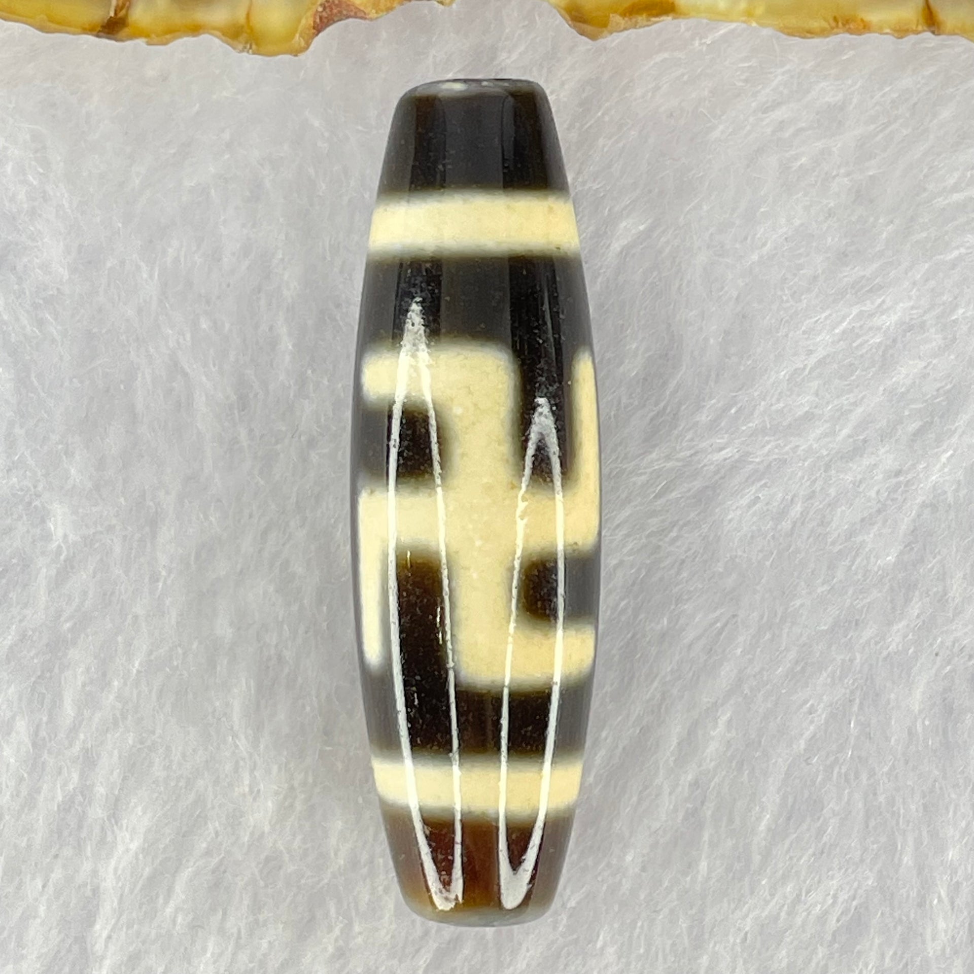 Natural Powerful Tibetan Old Oily Agate 1 Eye With Swastika Dzi Bead (Hotu Dzi) 7.50g 38.2 by 11.7mm - Huangs Jadeite and Jewelry Pte Ltd