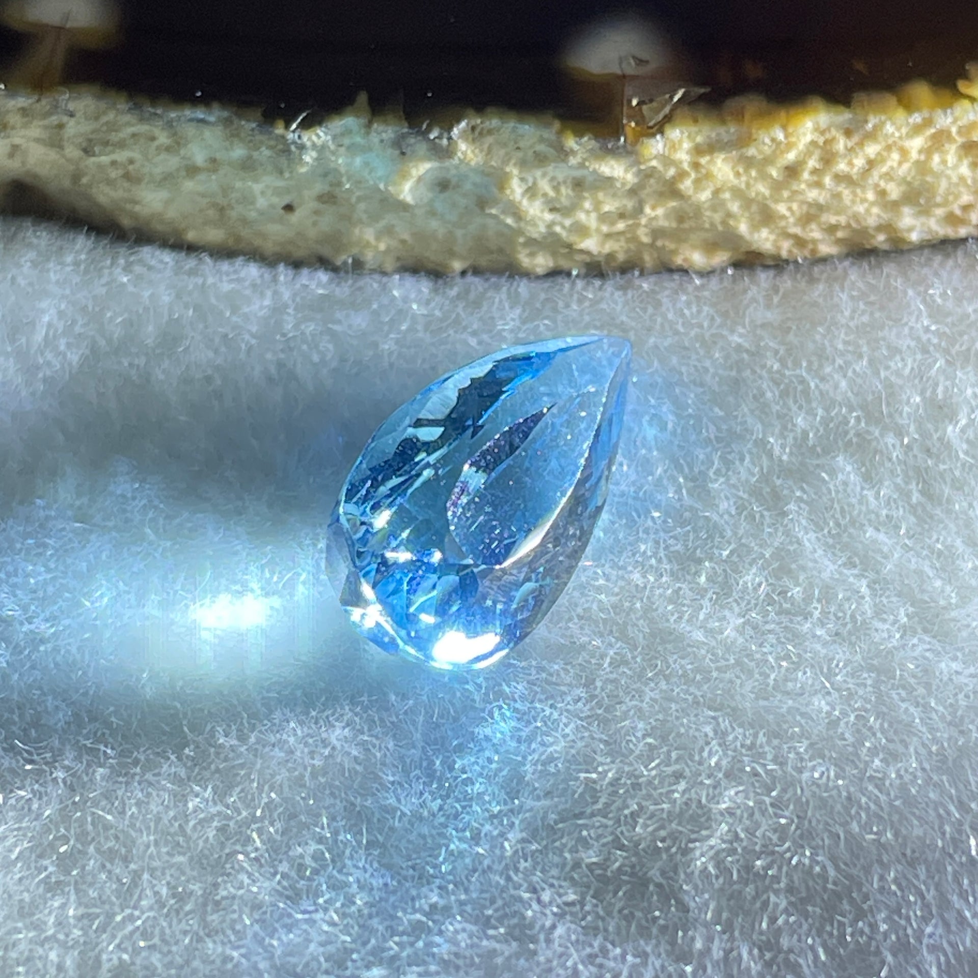 Natural Sky Blue Topaz Teardrop Shape 7.82ct 17.1 by 4.3 by 7.2mm - Huangs Jadeite and Jewelry Pte Ltd