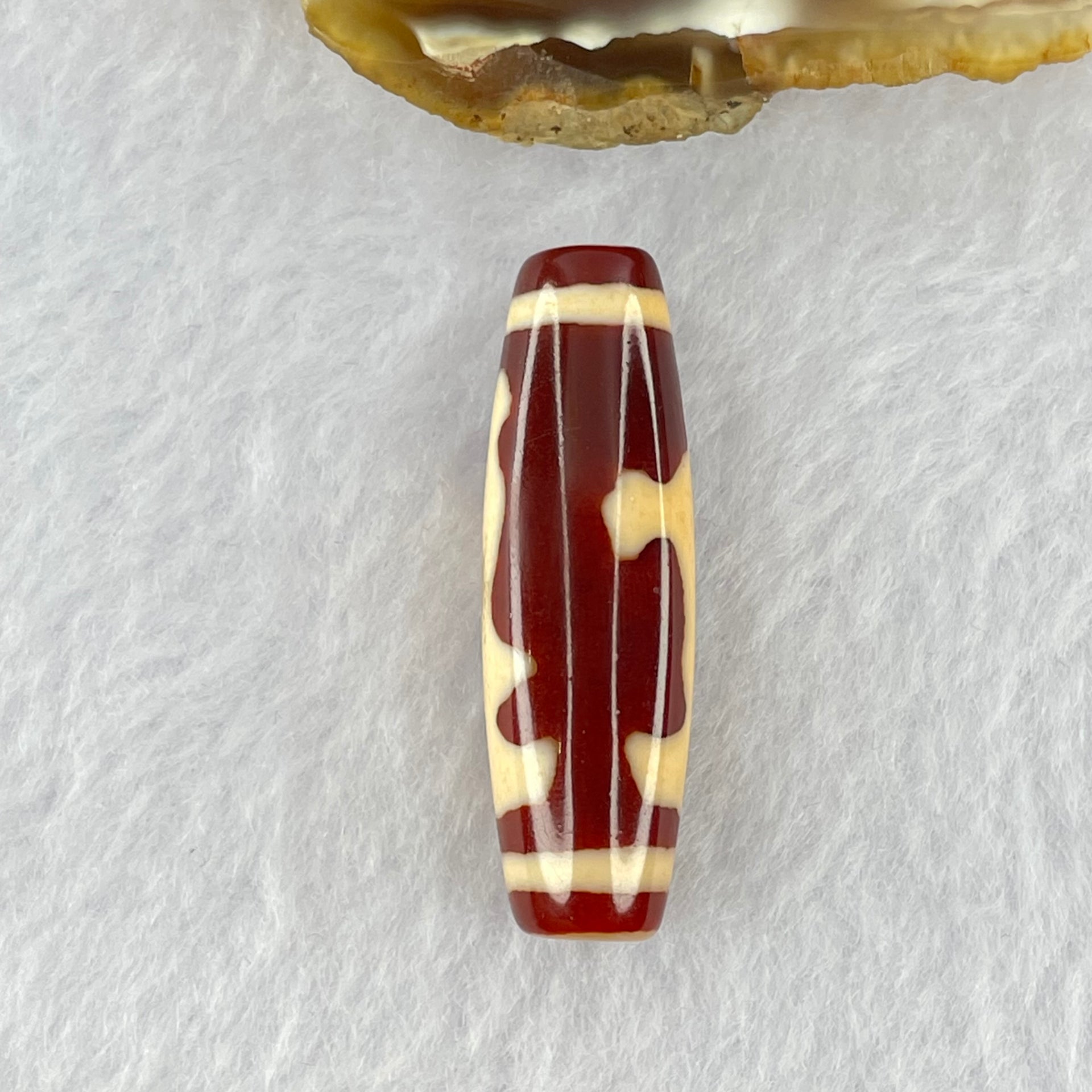 Natural Powerful Tibetan Old Oily Red and Yellowish White Agate Guan Yin Dzi Bead Heavenly Master (Tian Zhu) 观音天诛 8.00g 38.3 by 11.8mm - Huangs Jadeite and Jewelry Pte Ltd
