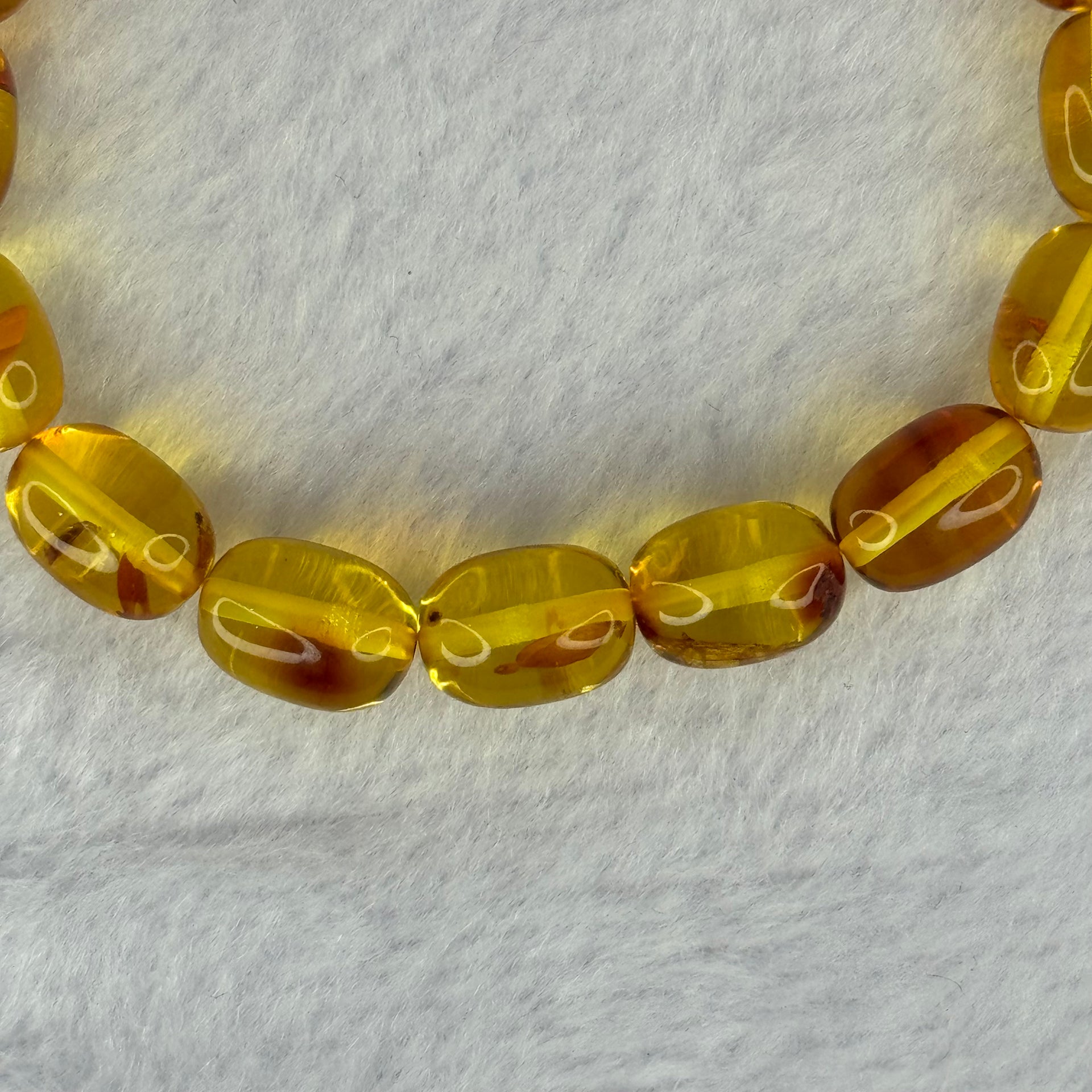Natural Golden Yellow with Red Flower Amber Beads Bracelet 天然花珀手链 7.68g 15cm 8.5mm 16 Beads - Huangs Jadeite and Jewelry Pte Ltd