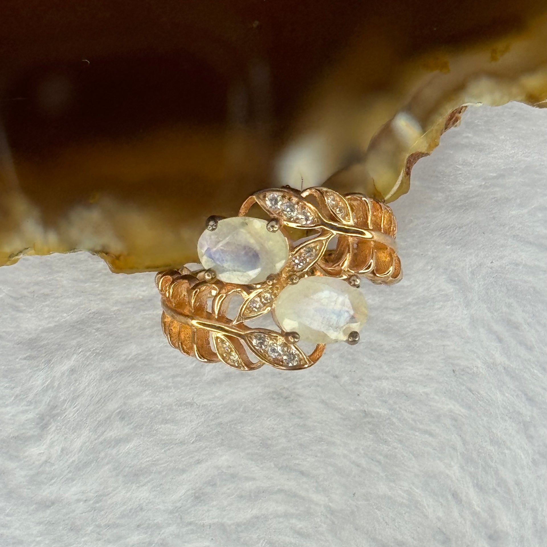 Natural Blue Moonstone In 925 Sliver Rose Gold Colour Ring 3.89g 6.7 by 5.0 by 4.0mm US 5.5 / HK 12 - Huangs Jadeite and Jewelry Pte Ltd