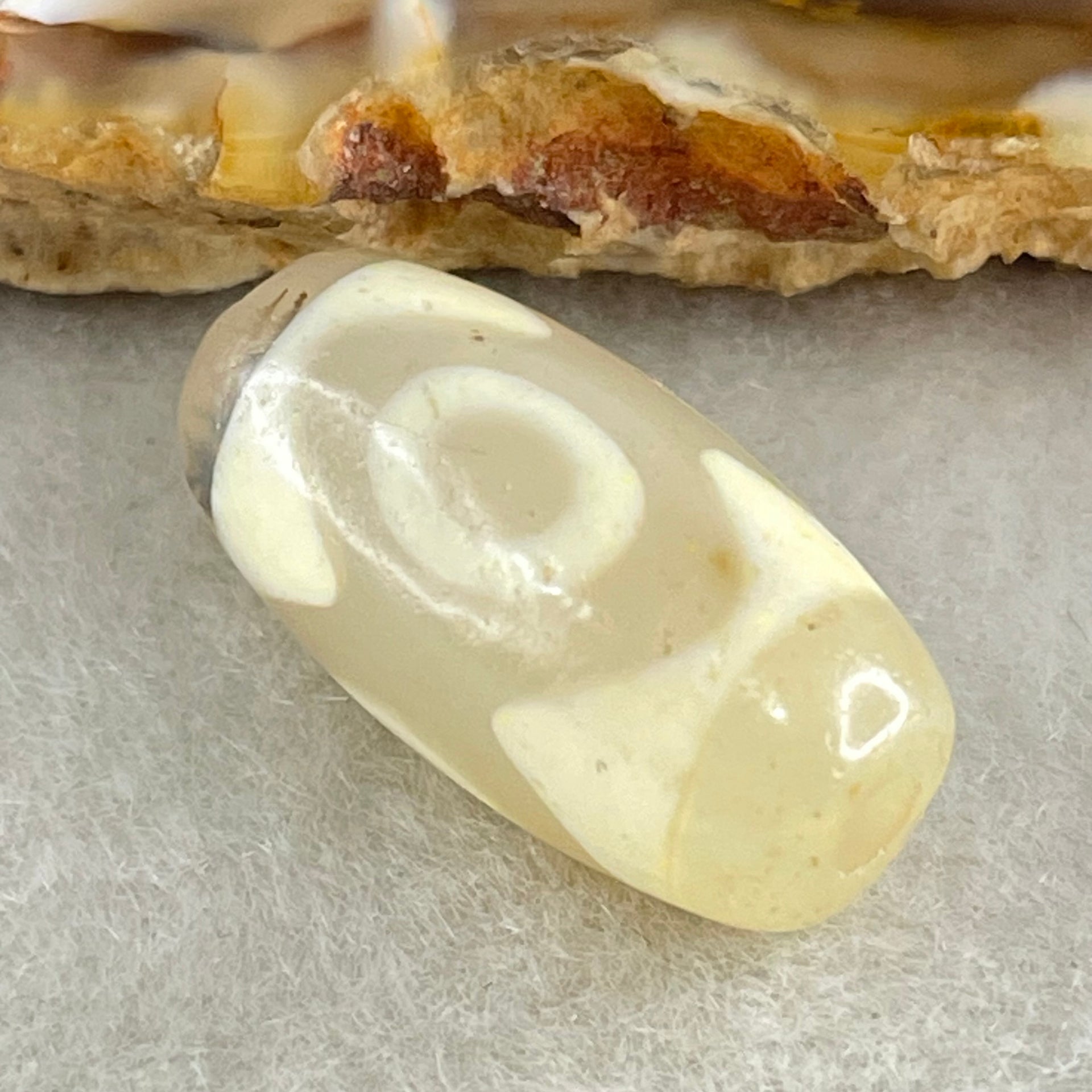 Natural Powerful Tibetan Old Oily Agate 3 Eyes Dzi Bead Heavenly Master (Tian Zhu) 三眼天诛 2.91g 20.1 by 10.1mm - Huangs Jadeite and Jewelry Pte Ltd