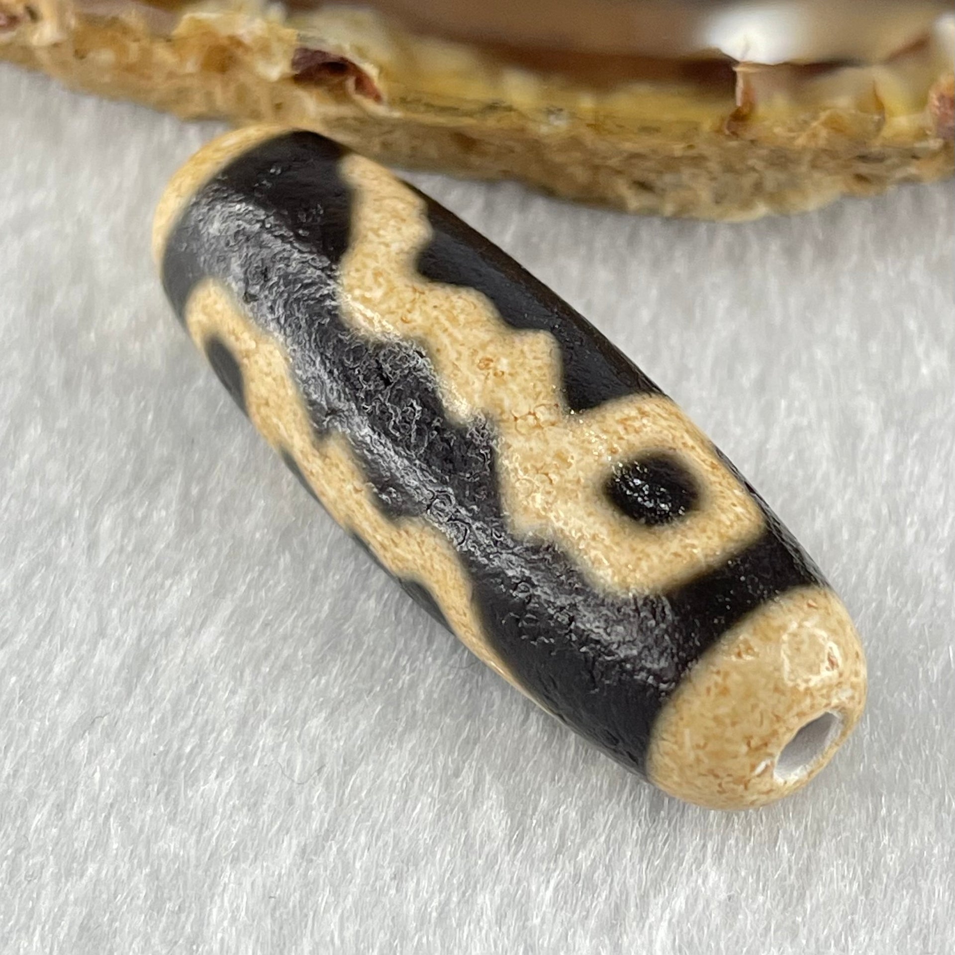 Natural Powerful Tibetan Old Oily Agate Full Body Zha Ji La Mu Female Cai Shen God of Fortune Zakiram Dzi Bead Heavenly Master (Tian Zhu) 扎基拉姆天珠 9.89g 38.7 by 13.0mm - Huangs Jadeite and Jewelry Pte Ltd