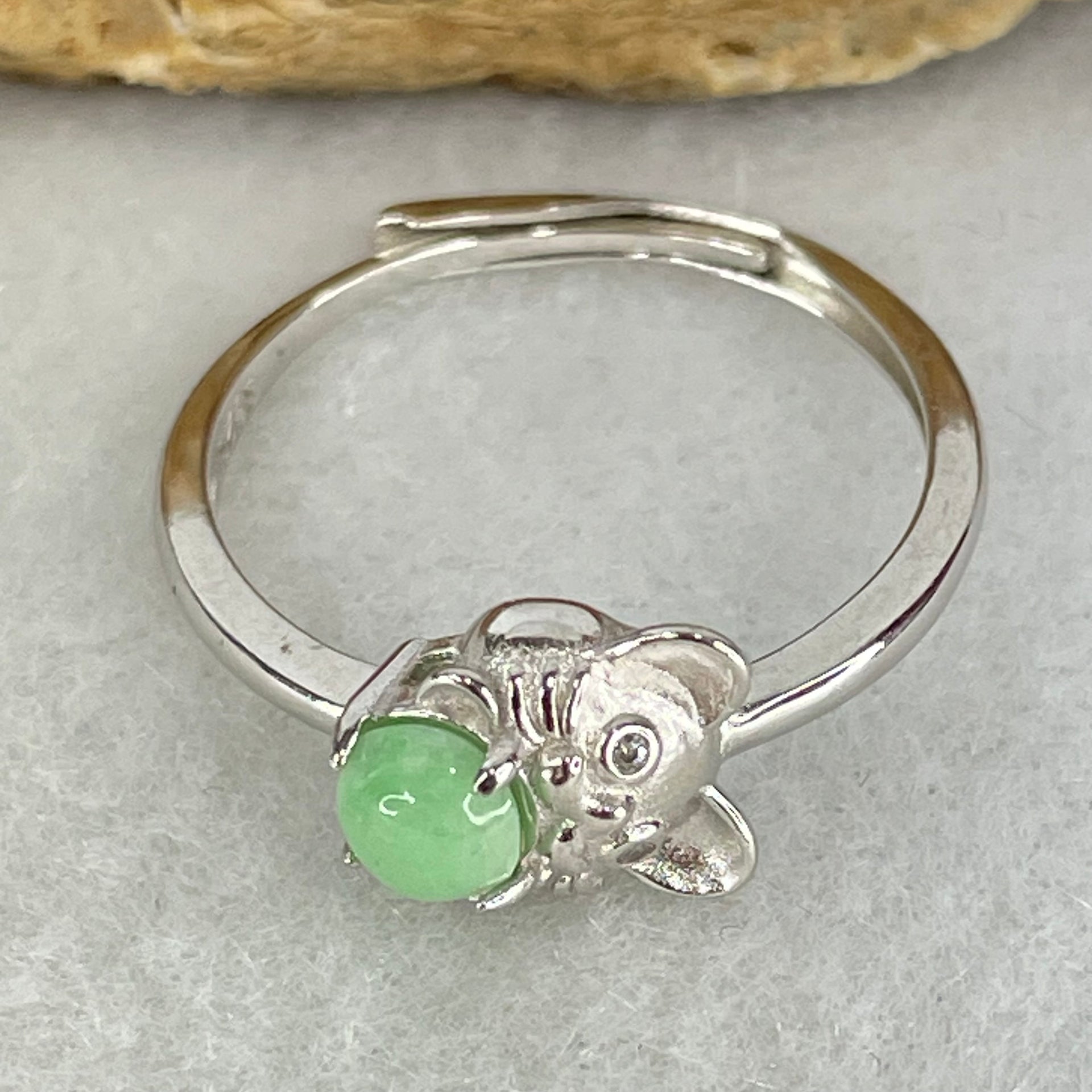 Type A Apple Green Cabochon Jadeite in S925 Sliver Rat Ring (Adjustable Size) 1.50g 4.3 by 3.0mm - Huangs Jadeite and Jewelry Pte Ltd