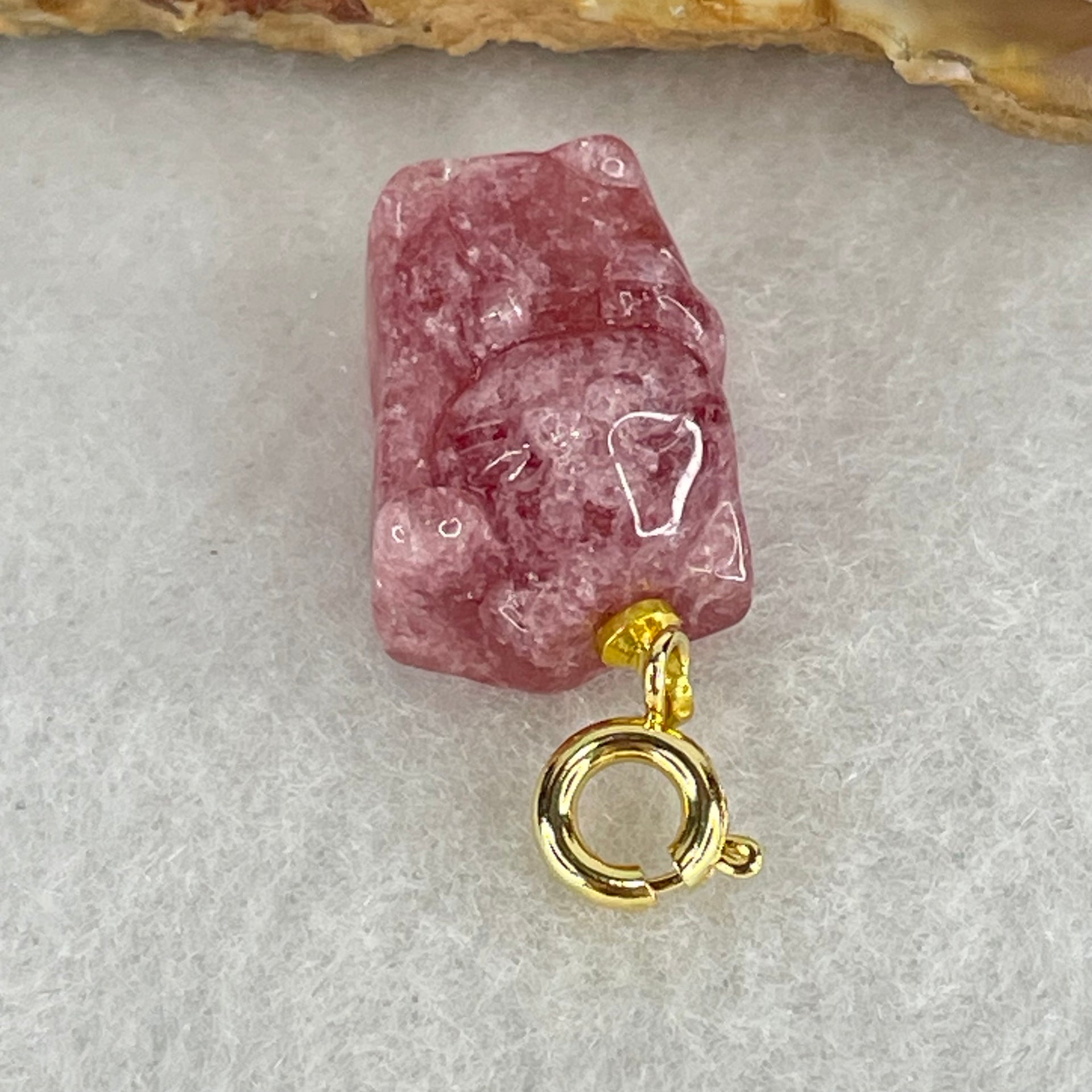 Natural Strawberry Quartz Fortune Cat Charm 3.40g 17.3 by 12.0 by 9.0mm - Huangs Jadeite and Jewelry Pte Ltd