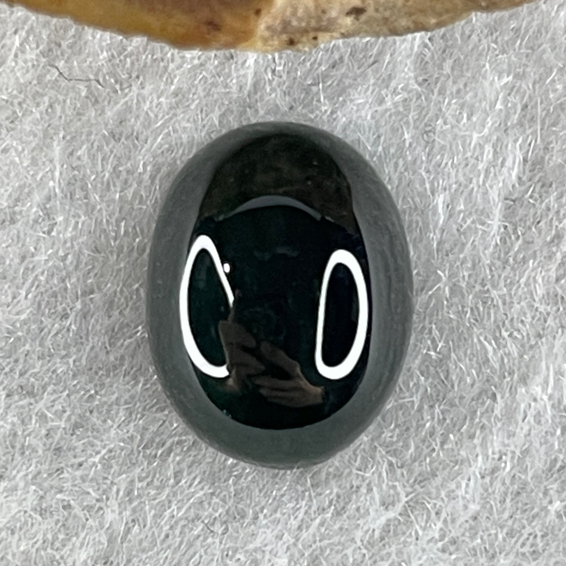 Type A Translucent Black Omphacite Jadeite Oval Cabouchon Stone For Setting 0.84g 11.2 by 8.6 by 4.6mm - Huangs Jadeite and Jewelry Pte Ltd
