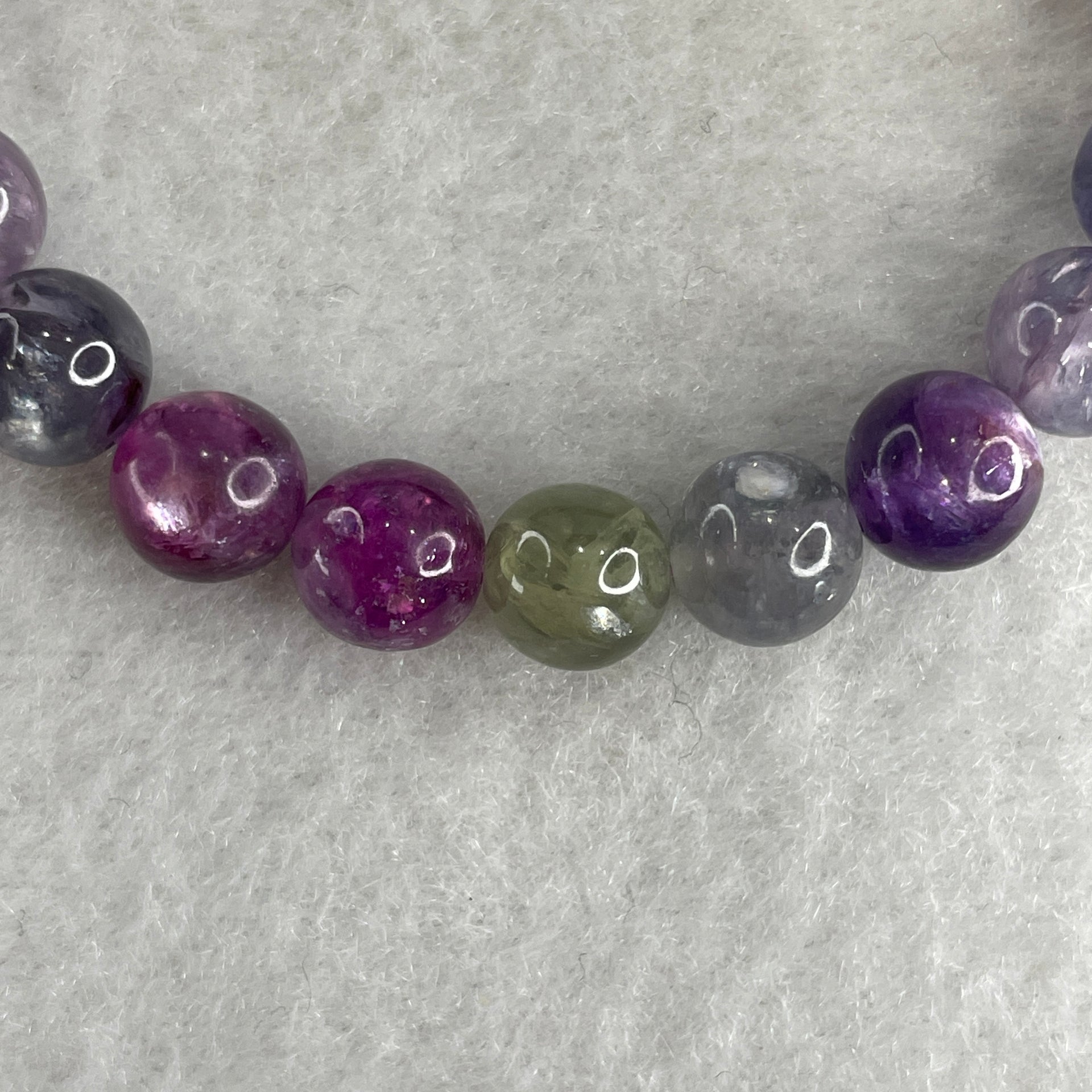 Unknown Purple Beads Bracelet 18.65g 16cm 8.2mm 23 Beads - Huangs Jadeite and Jewelry Pte Ltd