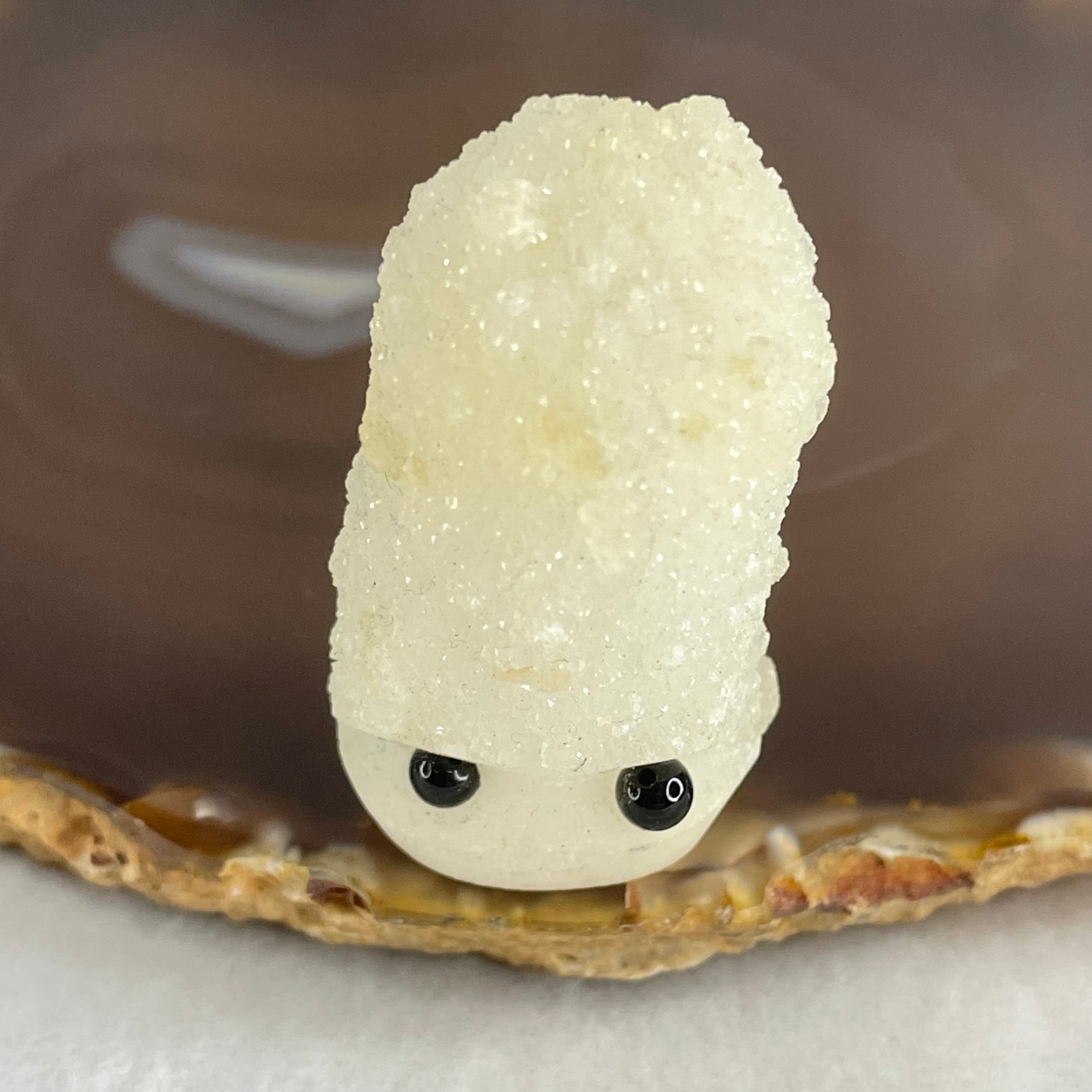 Natural White Milky Quartz Mini Hedgehog Display 43.66g 47.0 by 26.8 by 26.1mm - Huangs Jadeite and Jewelry Pte Ltd