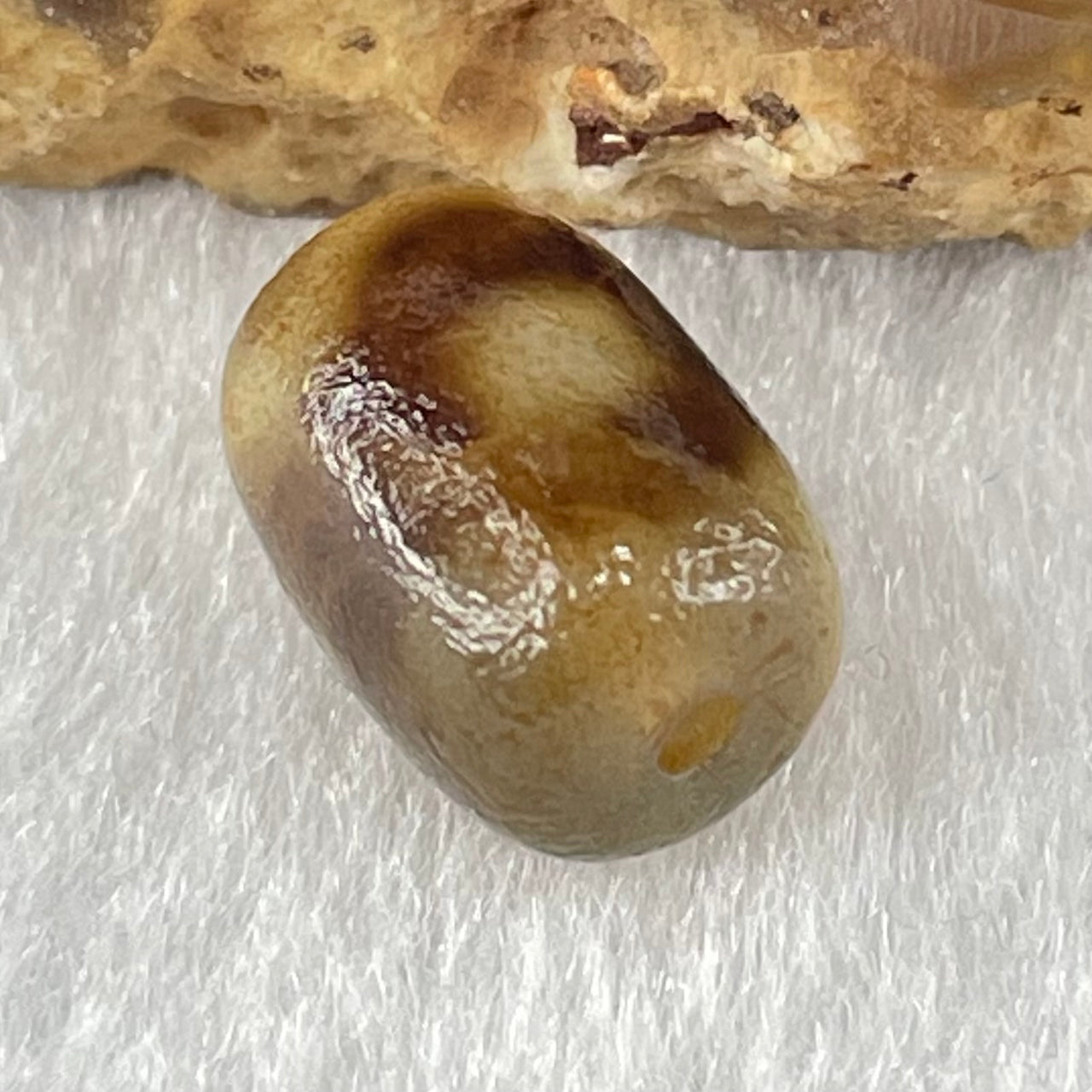 Natural Powerful Tibetan Old Oily Agate 3 Eyes Dzi Bead Heavenly Master (Tian Zhu) 三眼天诛 1.52g 12.0 by 8.7mm - Huangs Jadeite and Jewelry Pte Ltd