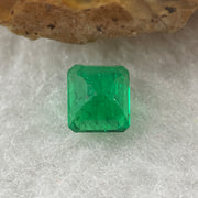 Natural Colombia Green Emerald (Beryl) Cut-Cornered Rectangular Step cut 0.93ct 6.1 by 5.3 by 3.8mm - Huangs Jadeite and Jewelry Pte Ltd