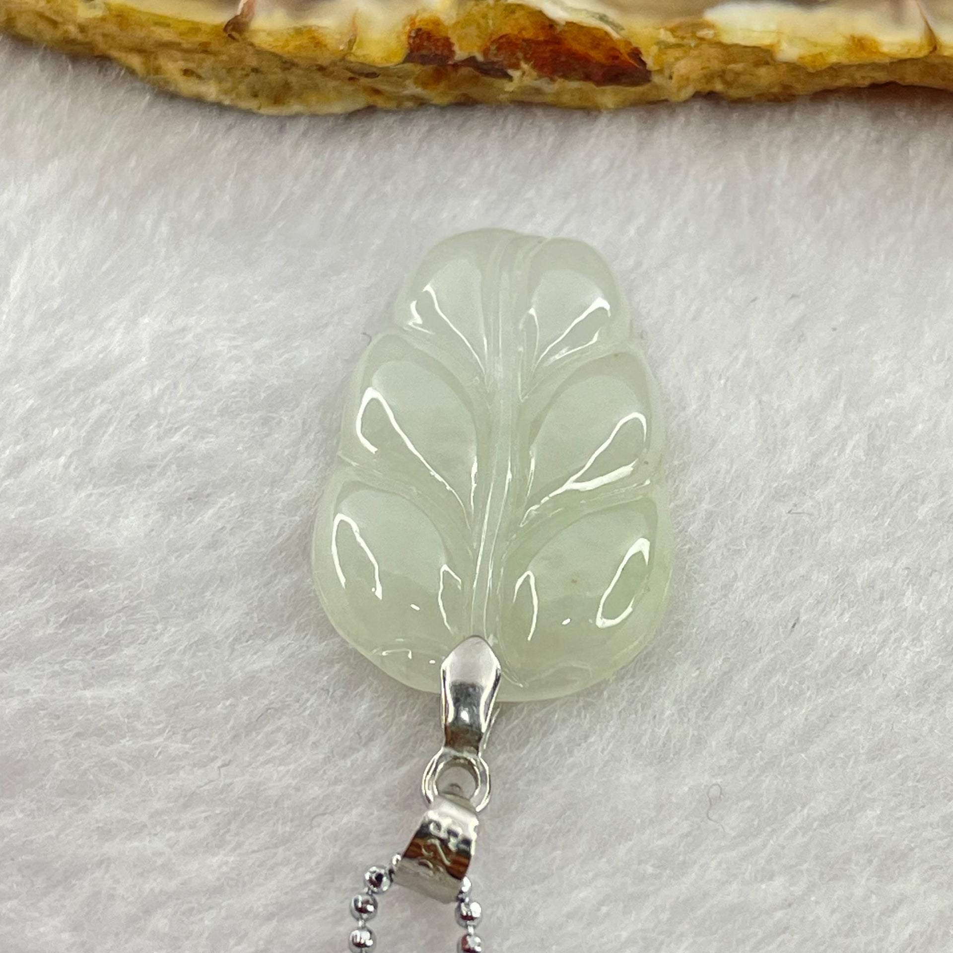 Type A Semi Icy Light Green Jadeite Leaf 30.1 by 17.5 by 3.7mm Pendant with S925 Sliver Necklace 3.80g - Huangs Jadeite and Jewelry Pte Ltd