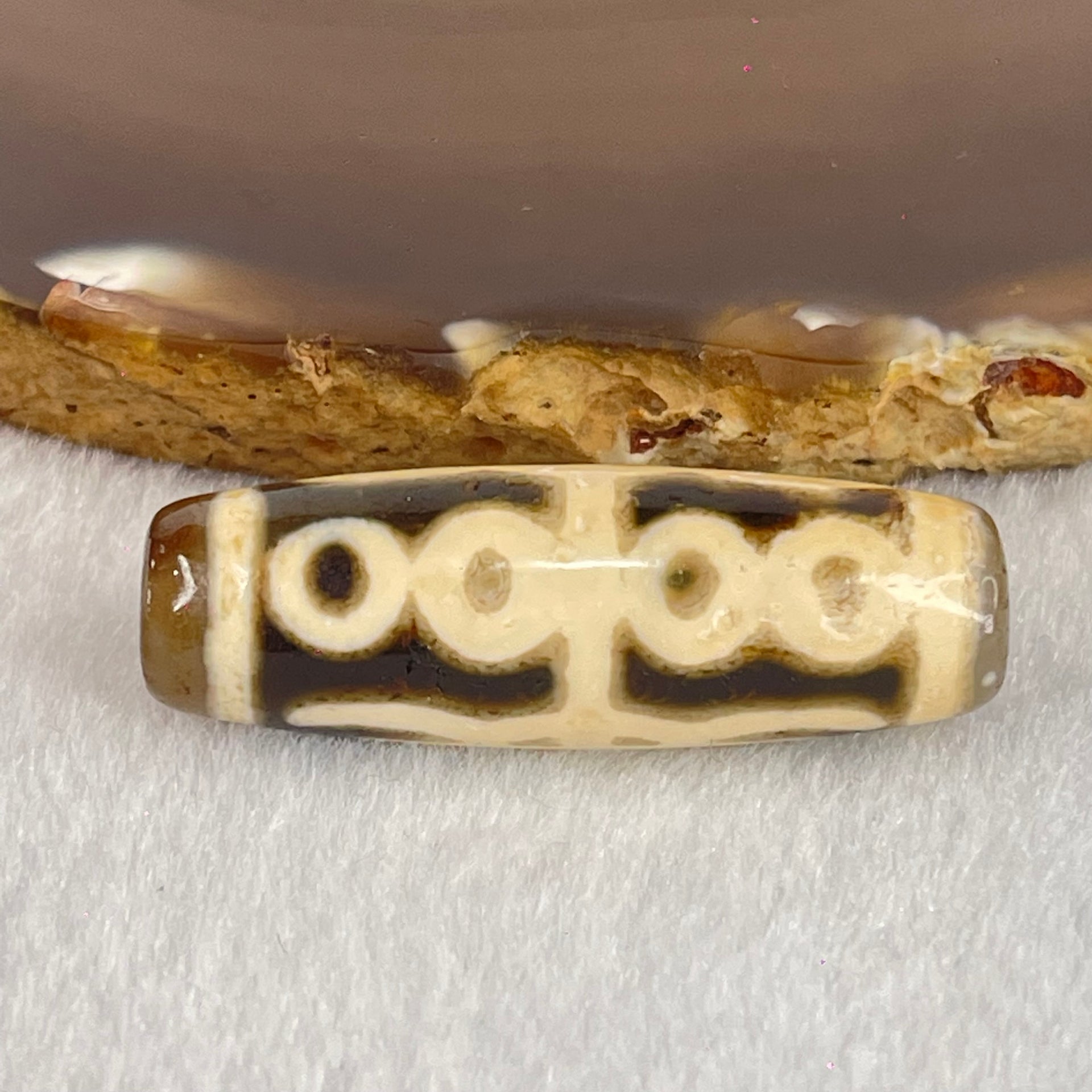 Natural Powerful Tibetan Old Oily Agate Water Lines 8 Eyes Dzi Bead Heavenly Master (Tian Zhu) 水纹八眼天诛 9.63g 38.4 by 12.6mm - Huangs Jadeite and Jewelry Pte Ltd