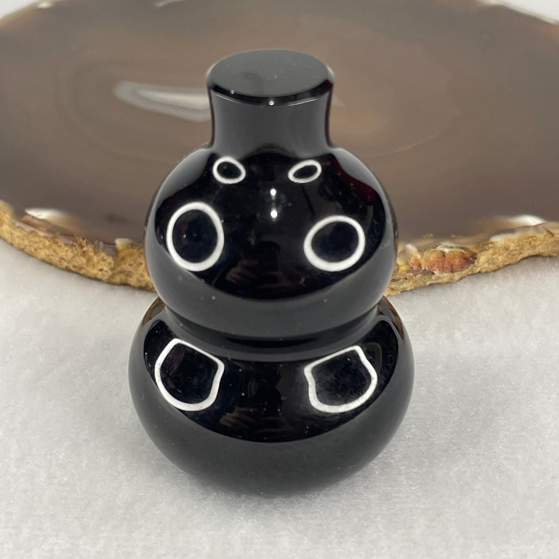 Natural Black Obsidian Hulu Display 130.02g 60.0 by 42.8mm - Huangs Jadeite and Jewelry Pte Ltd