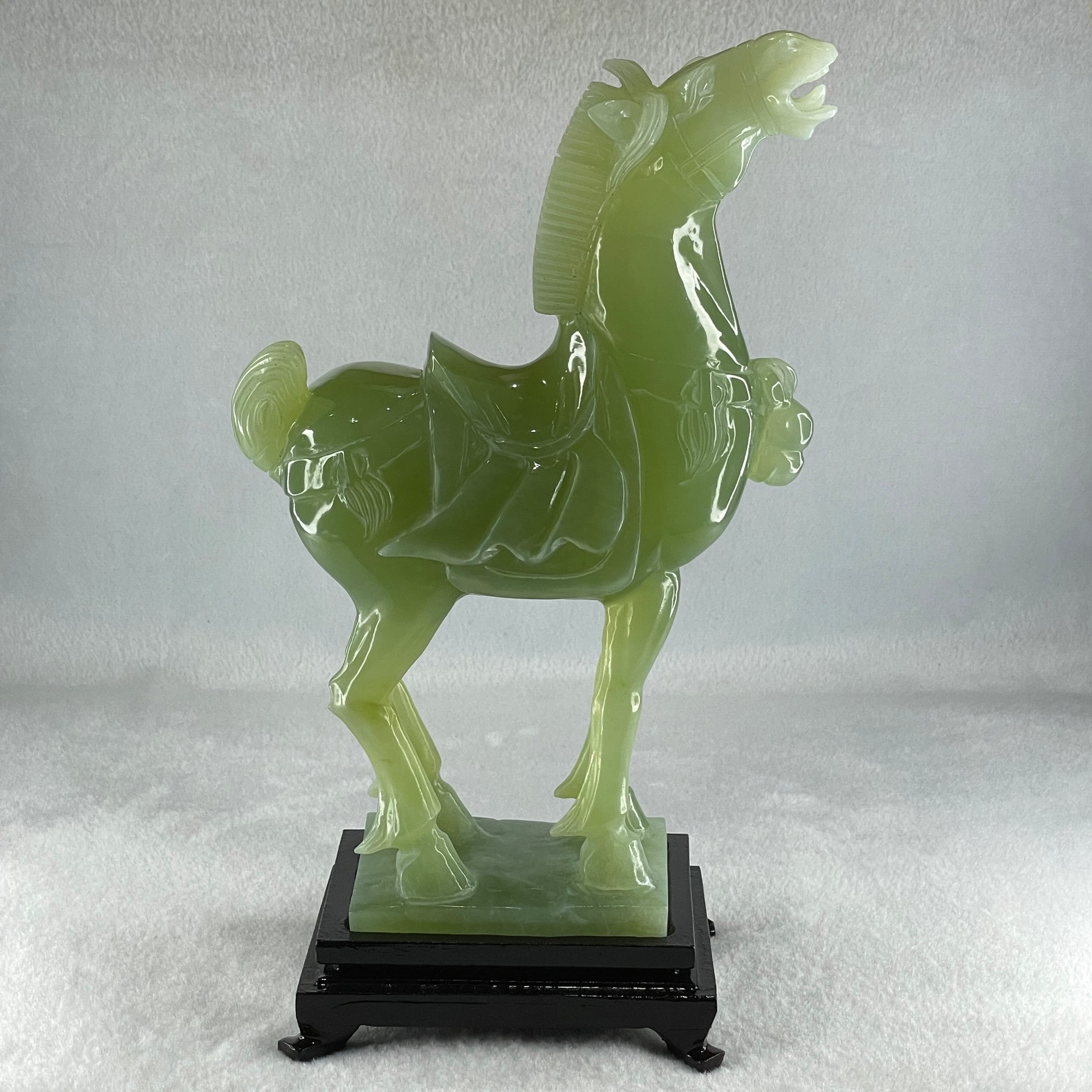 Natural Green Serpentine Horse with Wooden Stand Display 1640.4g 155.1 by 94.8 by 260.0mm - Huangs Jadeite and Jewelry Pte Ltd