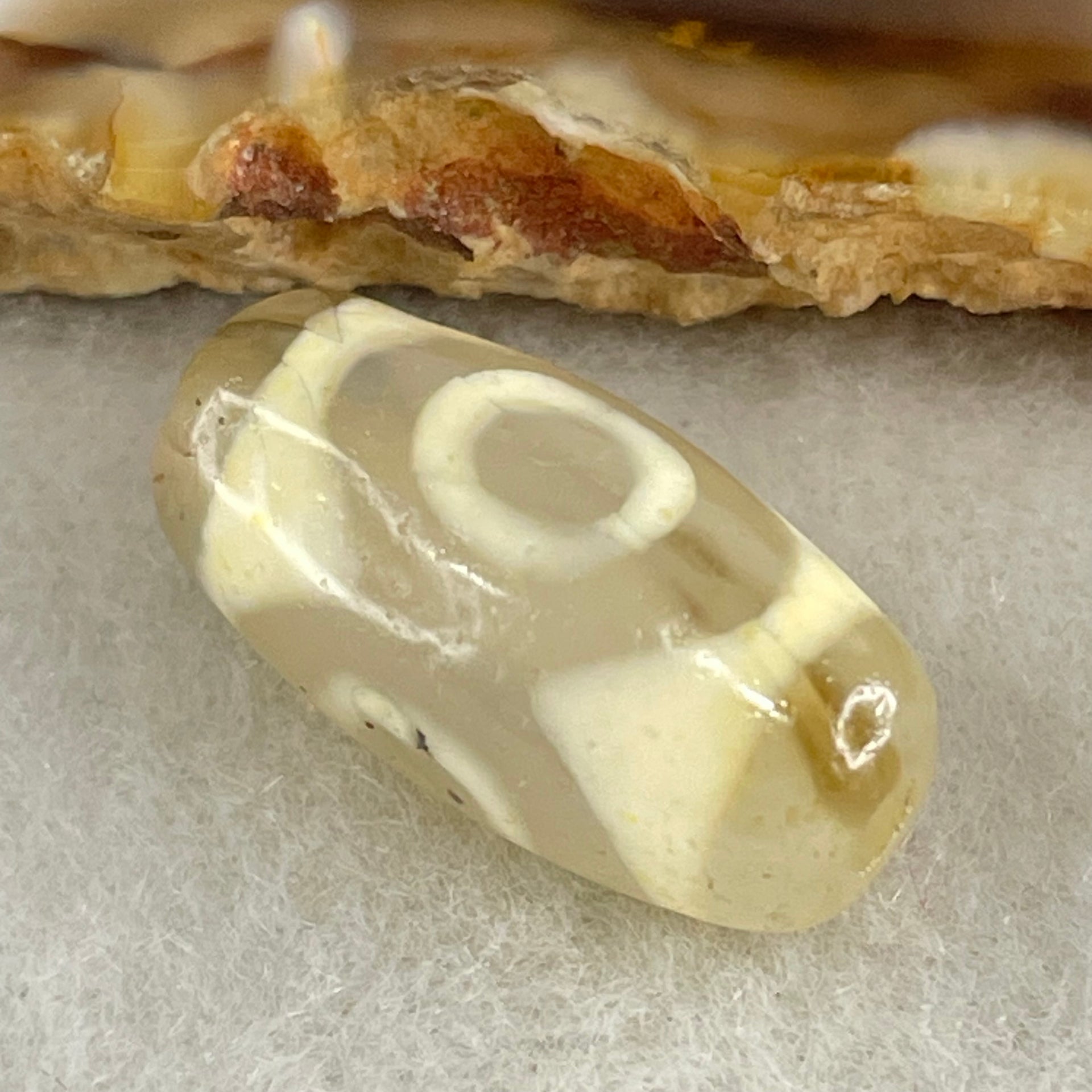 Natural Powerful Tibetan Old Oily Agate 3 Eyes Dzi Bead Heavenly Master (Tian Zhu) 三眼天诛 2.97g 20.1 by 10.2mm - Huangs Jadeite and Jewelry Pte Ltd