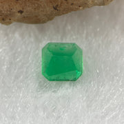 Natural Colombia Vivid Green Emerald (Beryl) Cut-Cornered Rectangular Step cut 0.48ct 4.9 by 4.6 by 2.8mm - Huangs Jadeite and Jewelry Pte Ltd