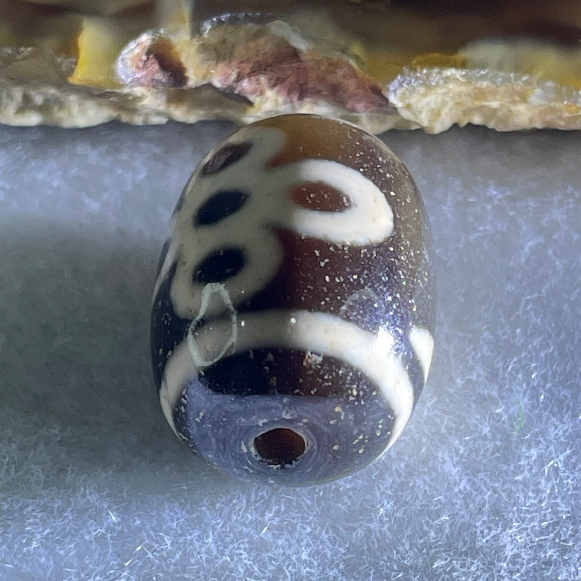 Natural Powerful Tibetan Old Oily Agate 5 Eyes Lightning Dzi Bead Heavenly Master (Tian Zhu) 五眼闪电天珠 4.85g 17.6 by 13.4mm - Huangs Jadeite and Jewelry Pte Ltd