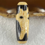 Natural Powerful Tibetan Old Oily Agate Goat Dzi Bead Heavenly Master (Tian Zhu) 山羊天珠 9.36g 38.0 by 12.6mm - Huangs Jadeite and Jewelry Pte Ltd