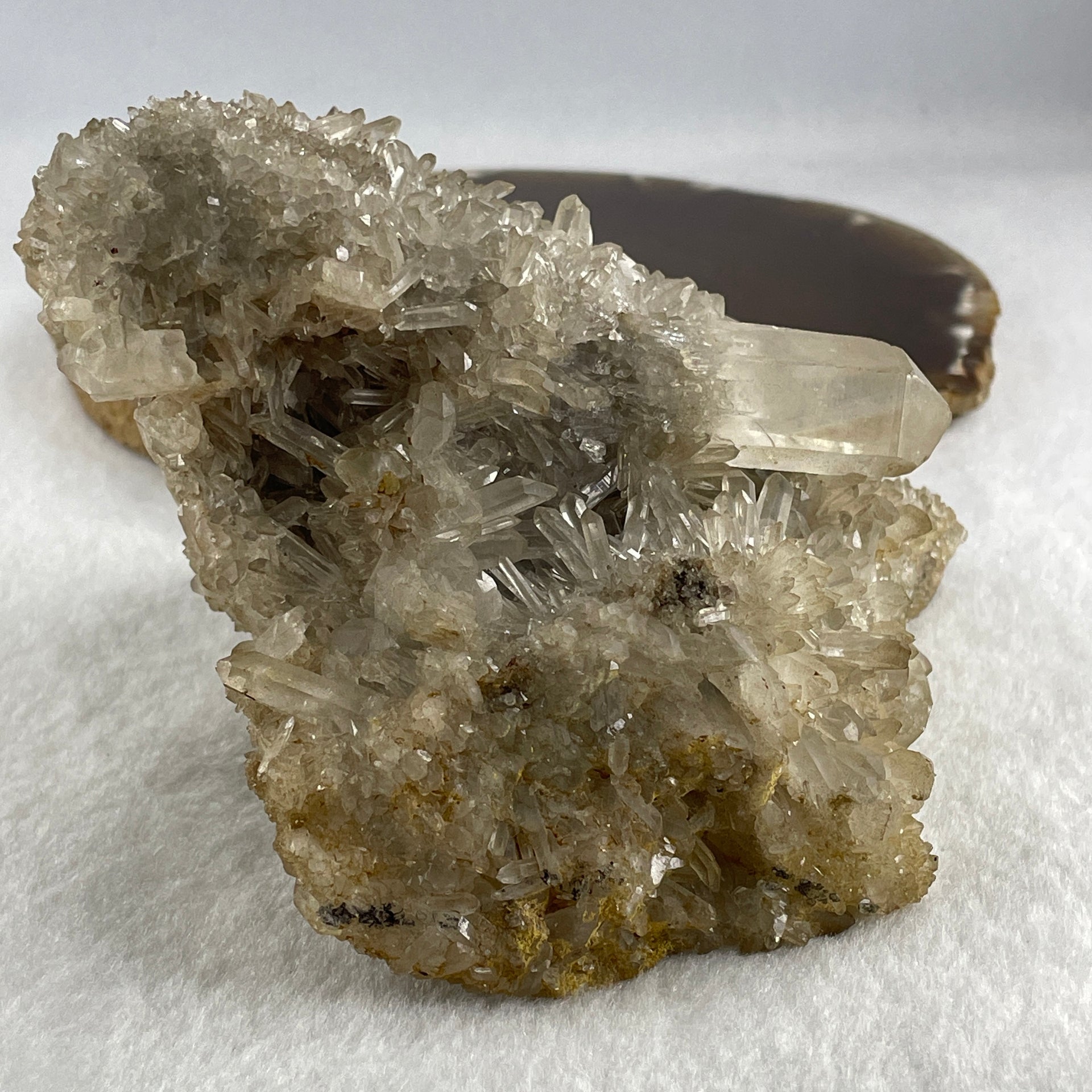 Natural Clear Quartz Crystal Cluster Display 737.3g 127.1 by 120.0 by 75.0mm - Huangs Jadeite and Jewelry Pte Ltd