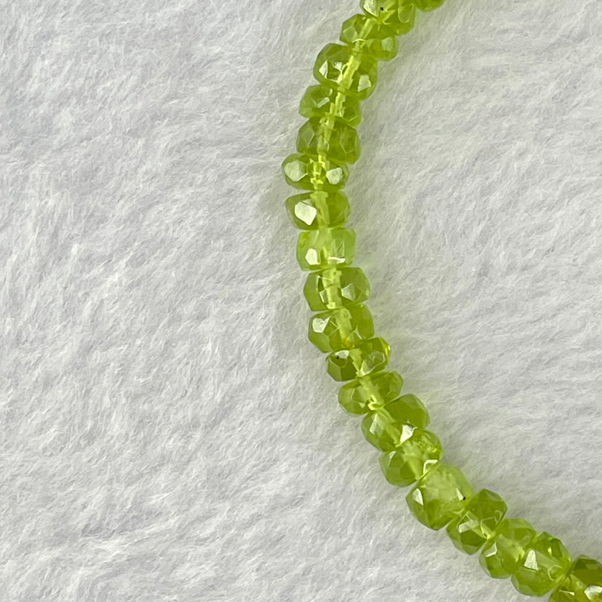 Natural Faceted Peridot Beads Bracelet 天然绿橄榄石手链 10.40g 16cm 5.6mm 56 Beads - Huangs Jadeite and Jewelry Pte Ltd