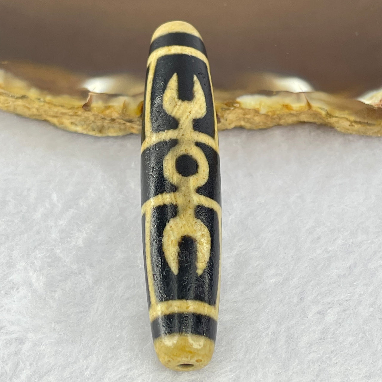 Natural Powerful Tibetan Old Oily Eyed Dharma Vajra Agate Dzi Bead Heavenly Master (Tian Zhu) 二眼金光托天珠 12.34g 57.2 by 11.9mm - Huangs Jadeite and Jewelry Pte Ltd