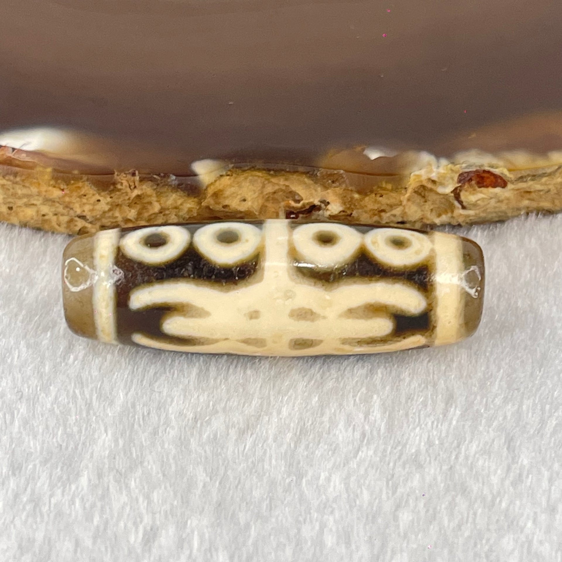 Natural Powerful Tibetan Old Oily Agate Water Lines 8 Eyes Dzi Bead Heavenly Master (Tian Zhu) 水纹八眼天诛 9.63g 38.4 by 12.6mm - Huangs Jadeite and Jewelry Pte Ltd